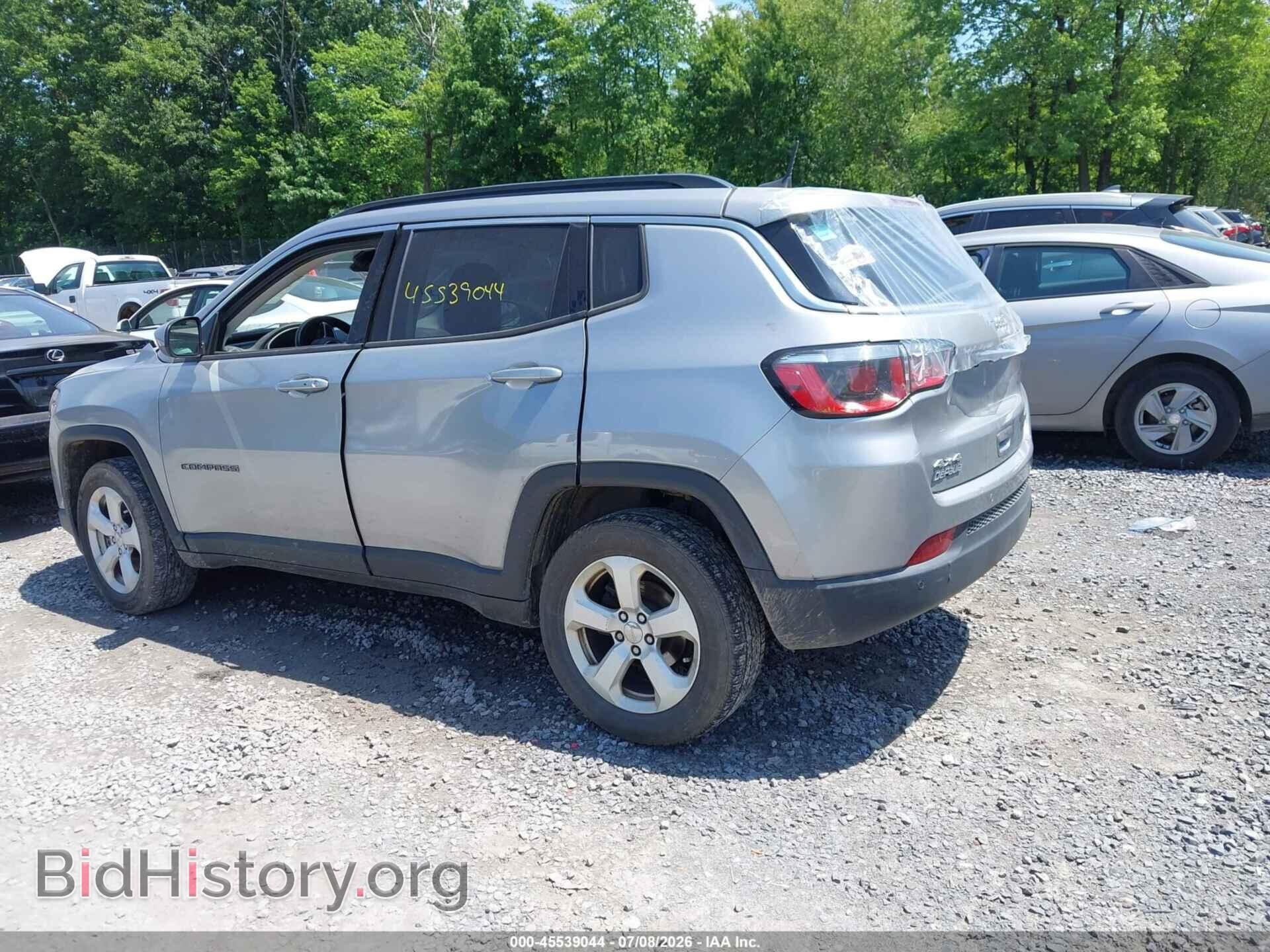 2018 JEEP COMPASS - VIN: 3C4NJDBB0JT392541 - Фото 3