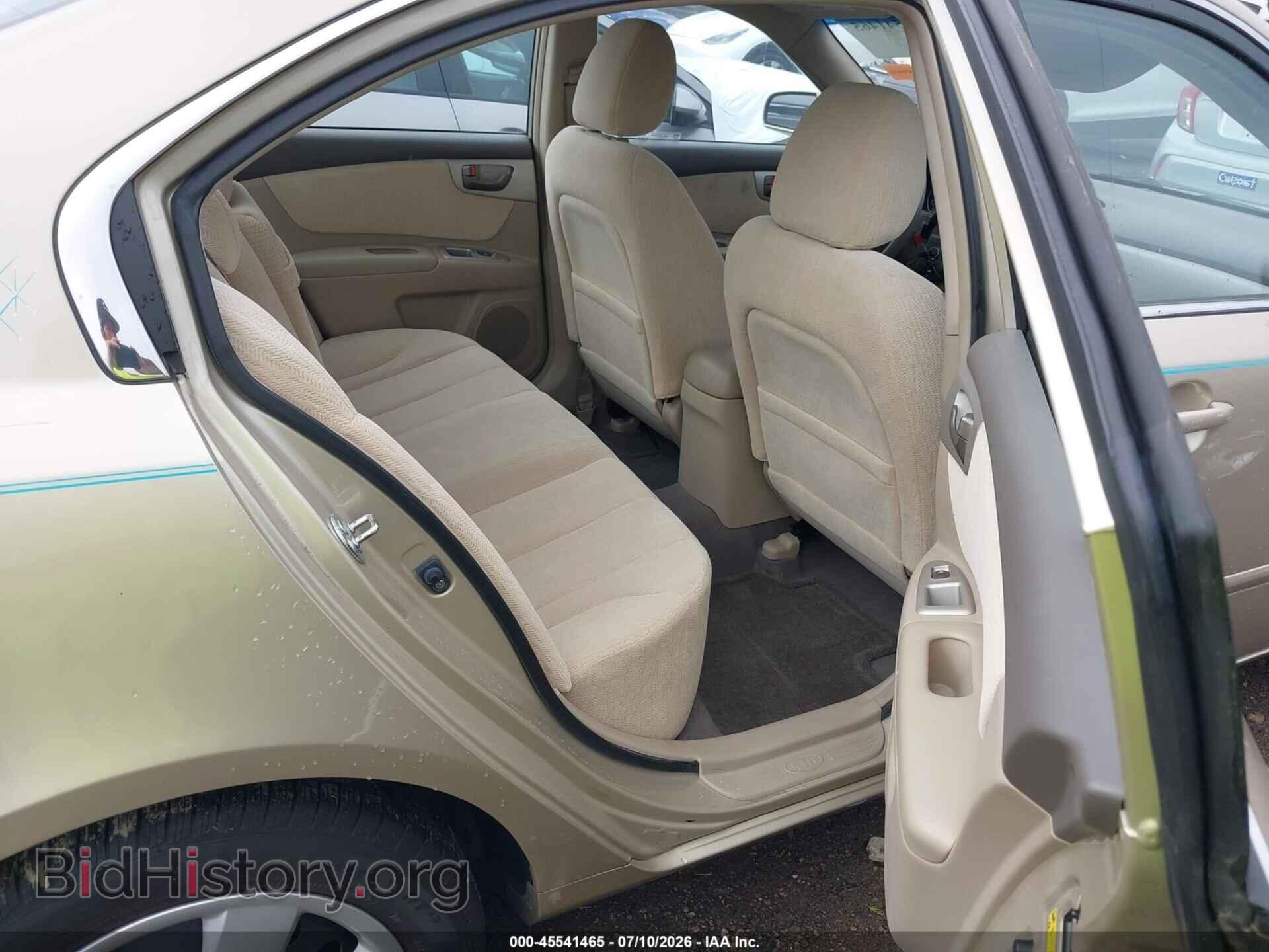 2008 KIA OPTIMA - VIN: KNAGE123985211089 - Фото 8