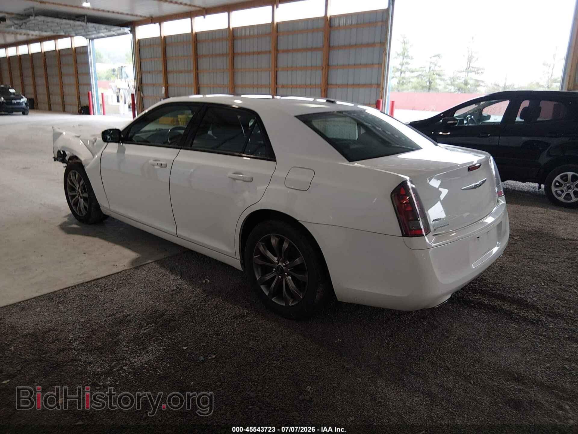 2014 CHRYSLER 300 - VIN: 2C3CCAGG7EH374142 - Фото 3