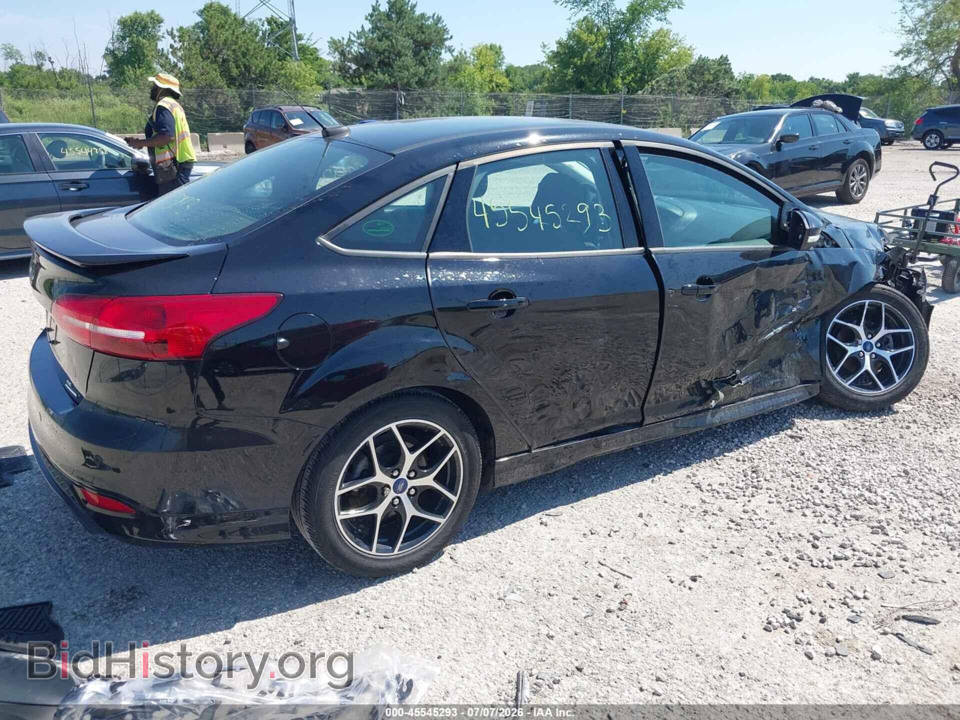 2016 FORD FOCUS - VIN: 1FADP3F25GL371693 - Photo 4