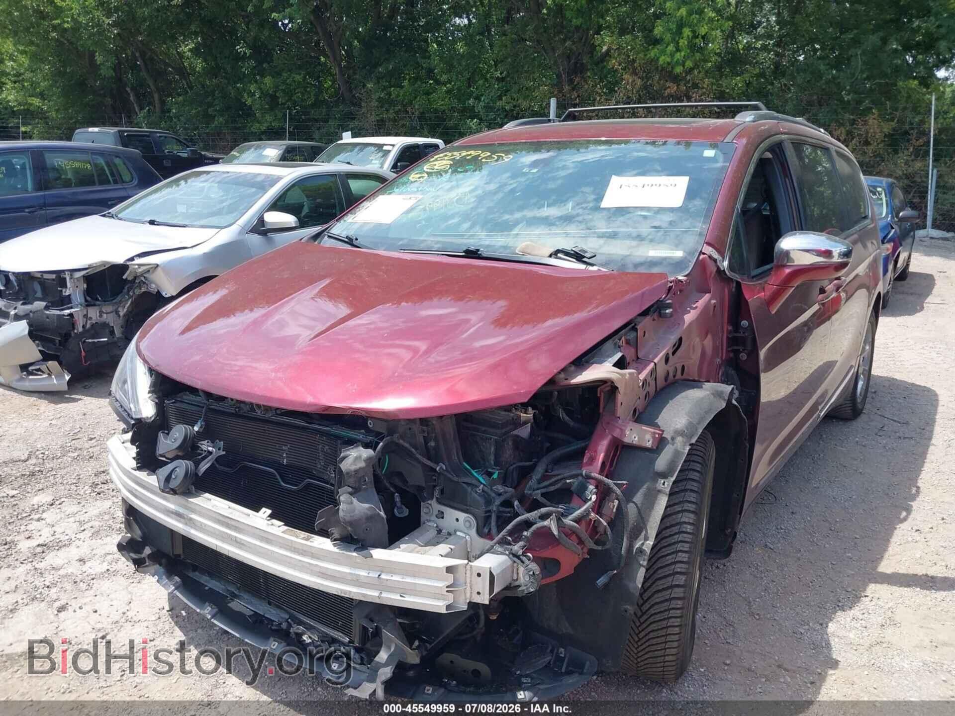 2017 CHRYSLER PACIFICA - VIN: 2C4RC1GG2HR588766 - Photo 2