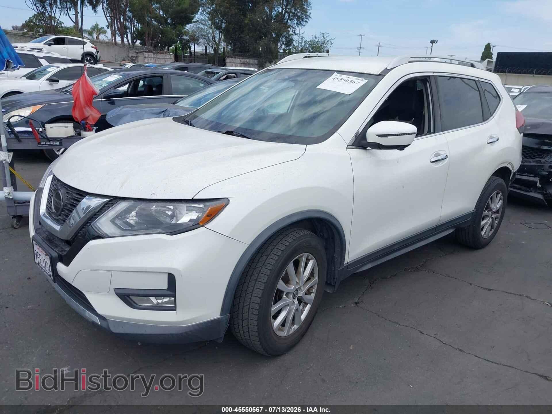 2018 NISSAN ROGUE - VIN: KNMAT2MV1JP619647 - Photo 2