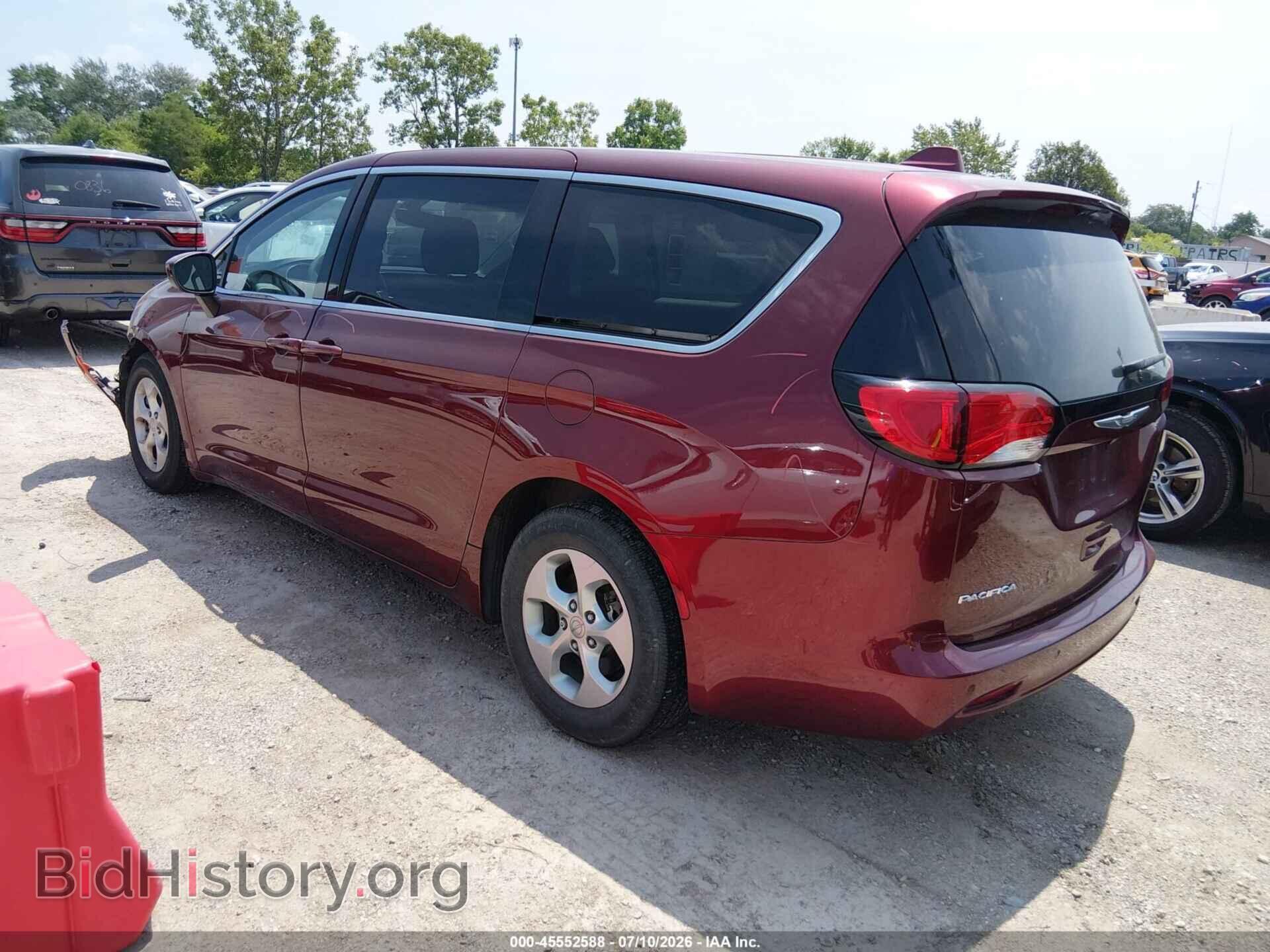 2017 CHRYSLER PACIFICA - VIN: 2C4RC1CG9HR608761 - Фото 3