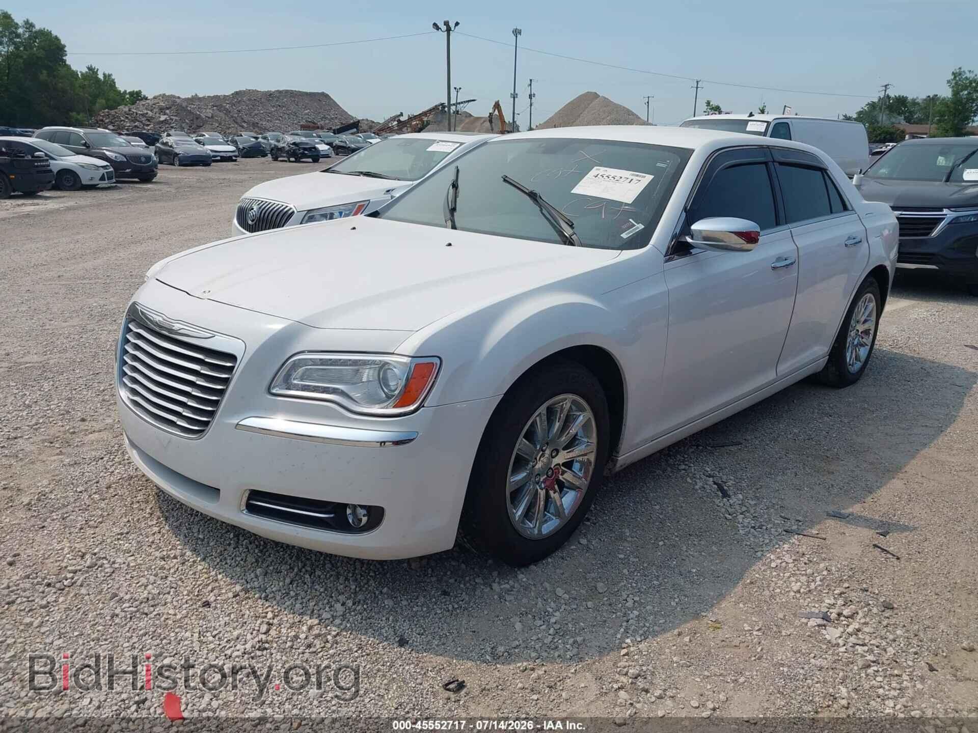 2012 CHRYSLER 300 - VIN: 2C3CCACG1CH192374 - Photo 2