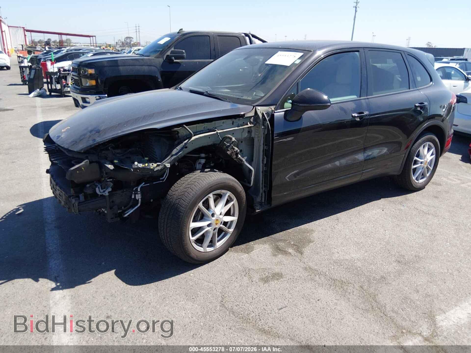 2016 PORSCHE CAYENNE - VIN: WP1AA2A21GKA10868 - Фото 2