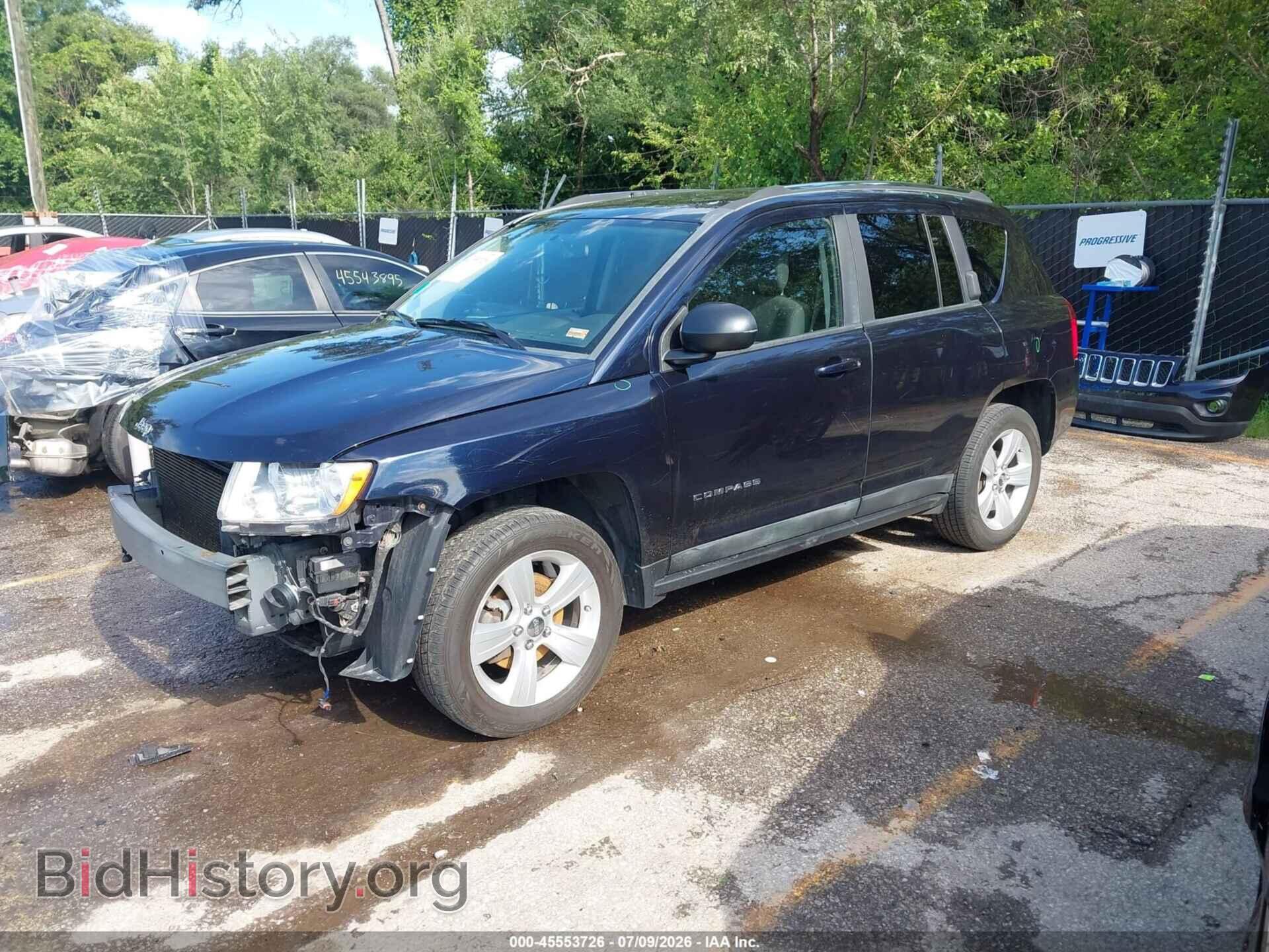 2011 JEEP COMPASS - VIN: 1J4NT1FB4BD143924 - Photo 2