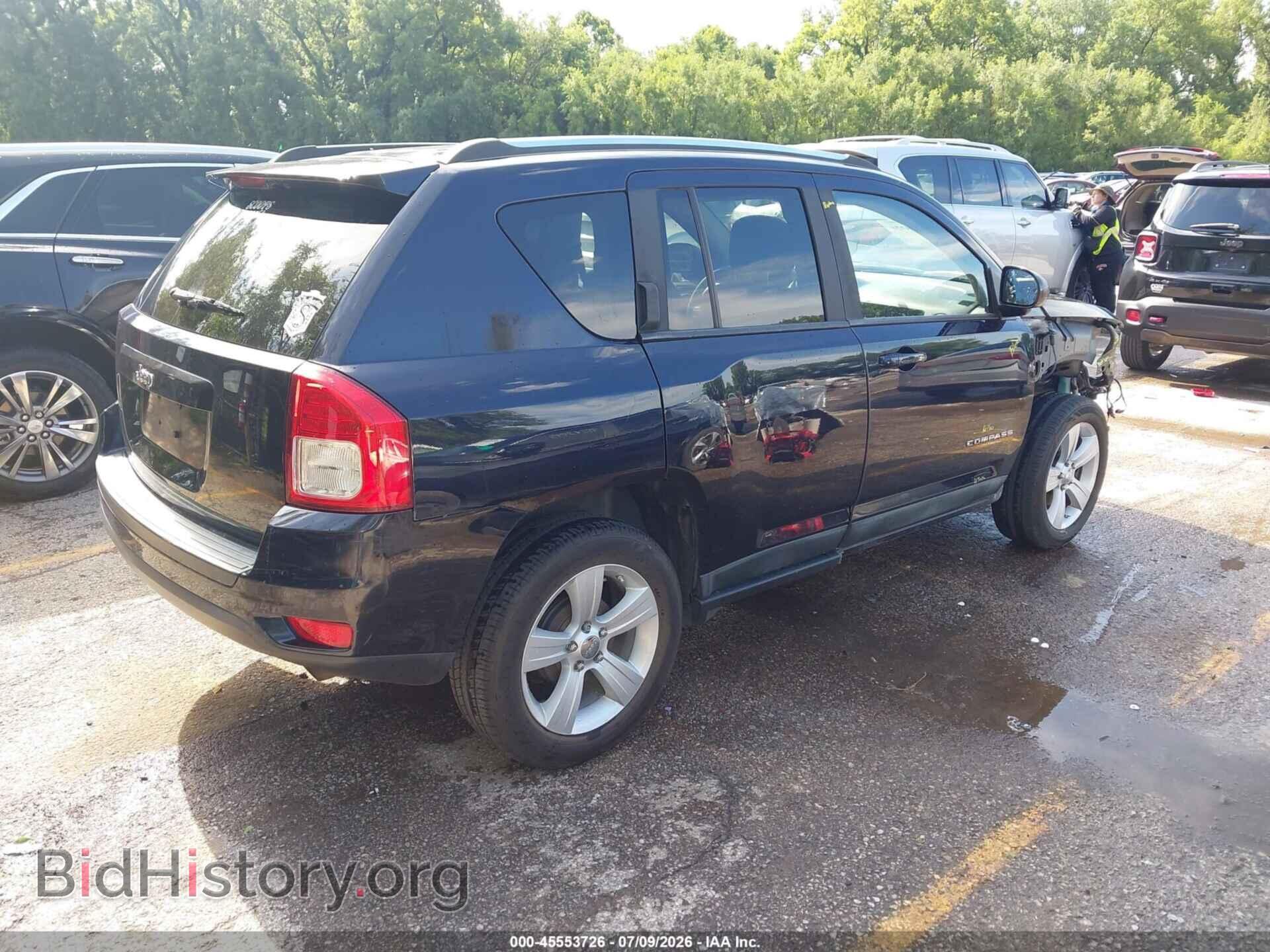 2011 JEEP COMPASS - VIN: 1J4NT1FB4BD143924 - Photo 4