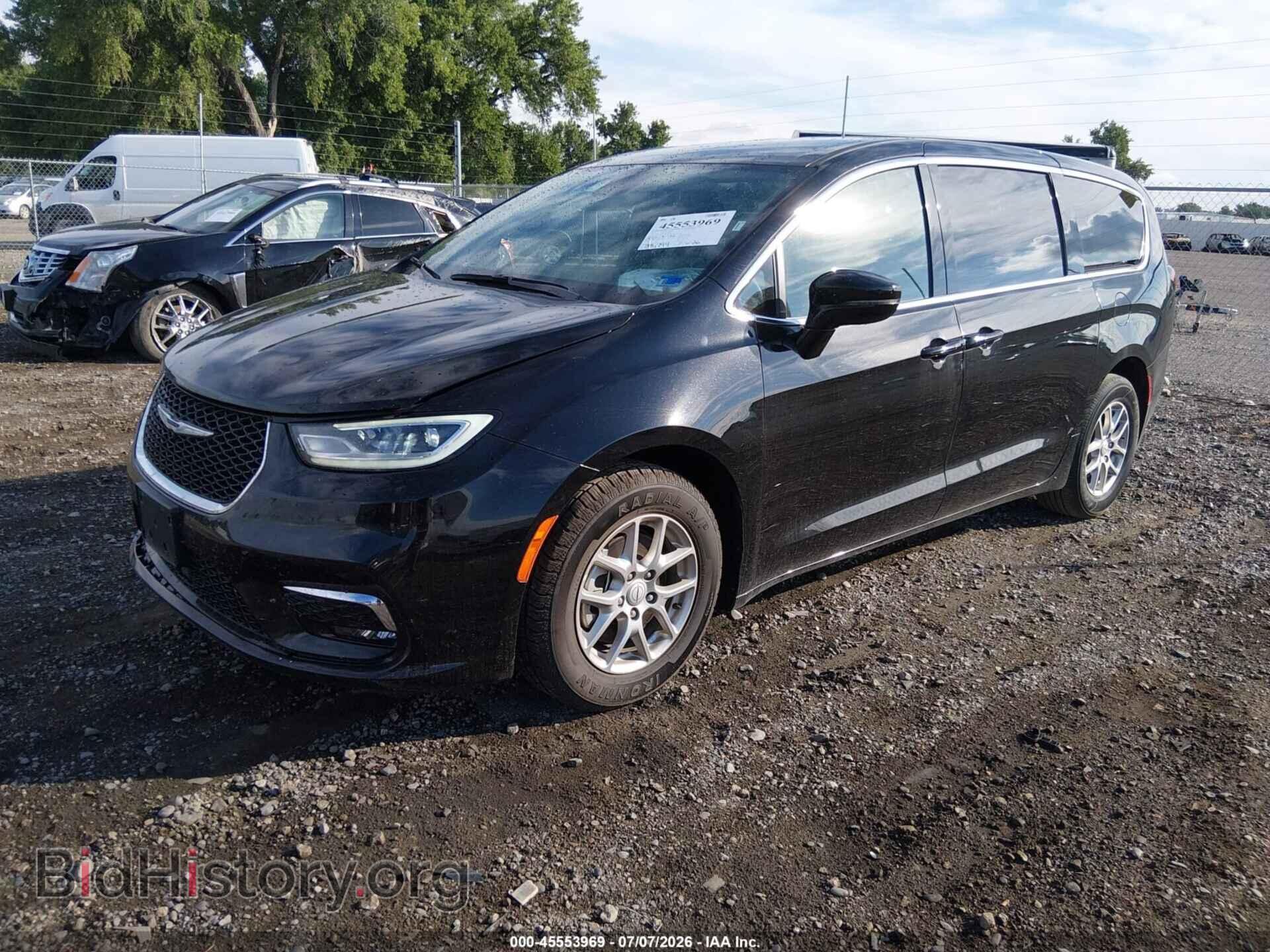 2025 CHRYSLER PACIFICA - VIN: 2C4RC1BG5SR579106 - Photo 2