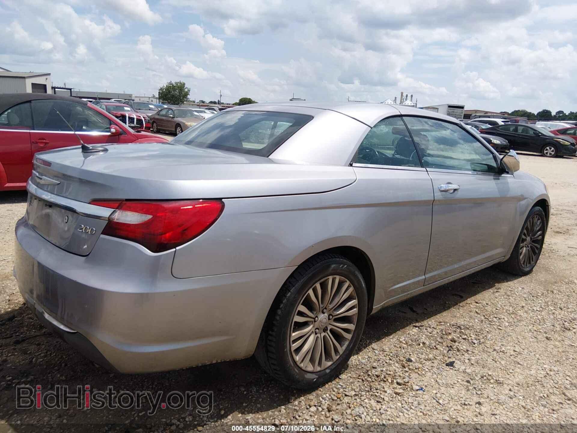 2013 CHRYSLER 200 - VIN: 1C3BCBFG2DN728786 - Photo 4