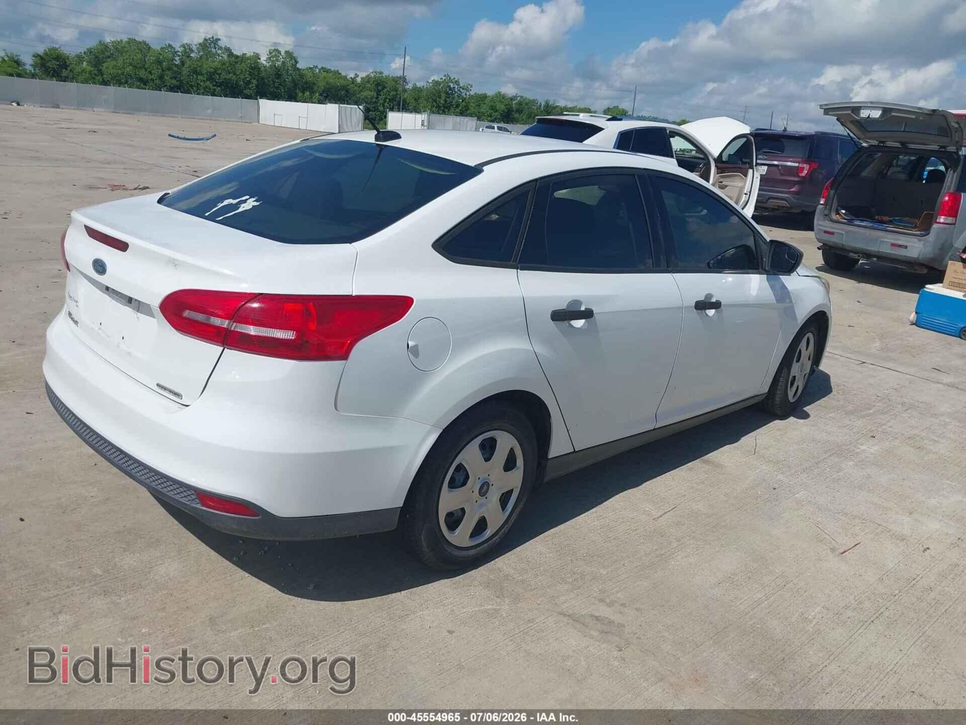 2015 FORD FOCUS - VIN: 1FADP3E28FL279672 - Photo 4