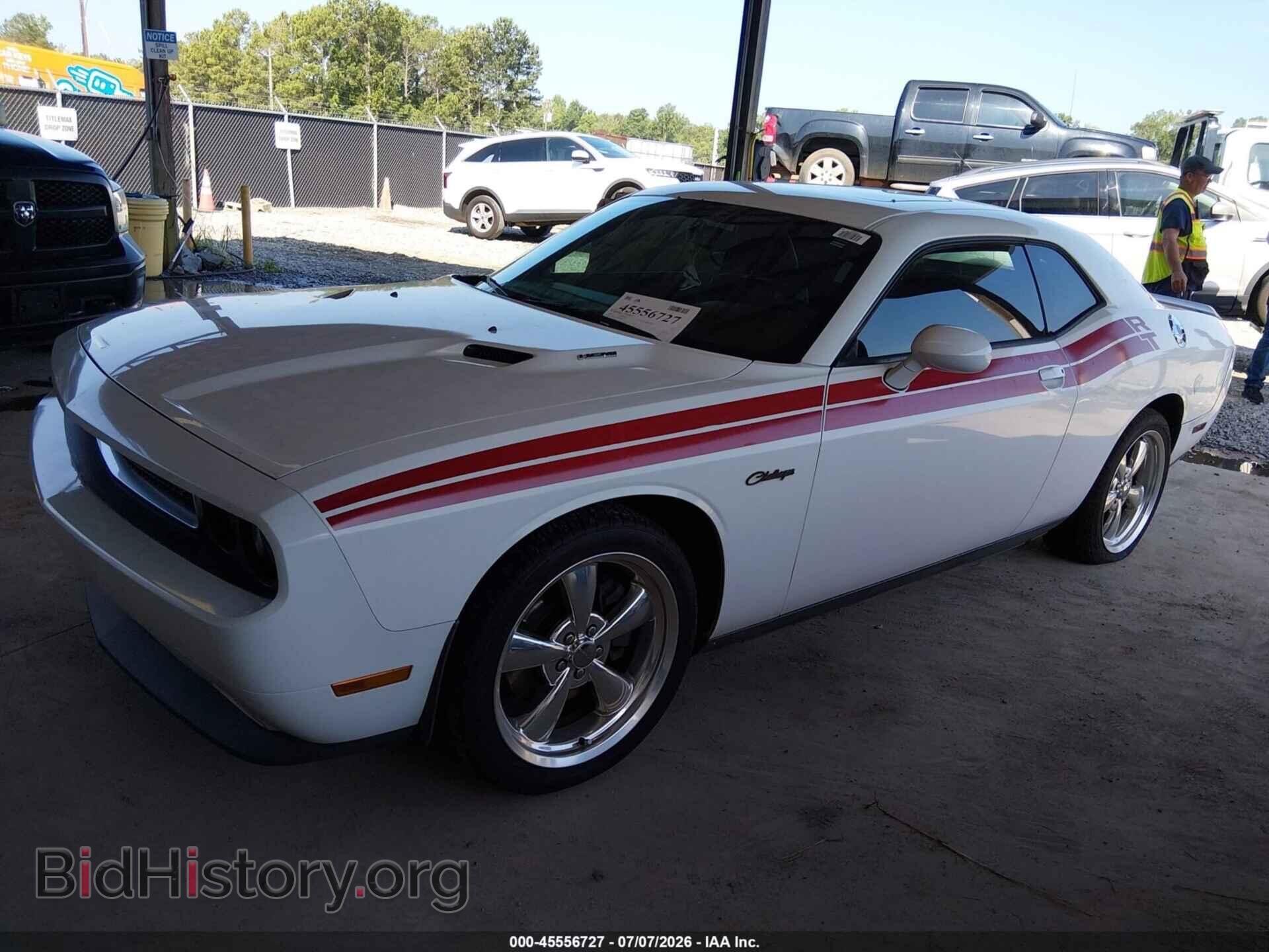 2011 DODGE CHALLENGER - VIN: 2B3CJ5DT9BH604819 - Photo 2