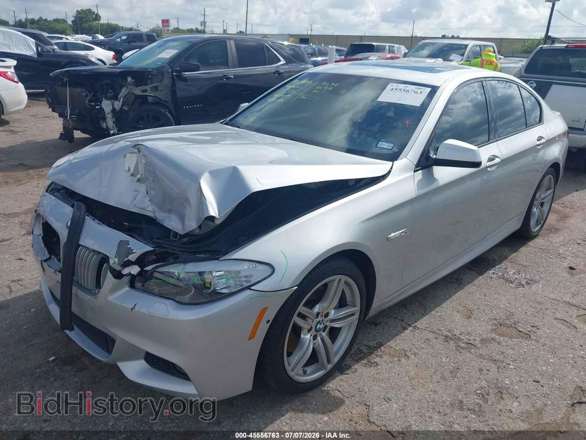 2011 BMW 550I - VIN: WBAFR9C58BC758792 - Фото 2