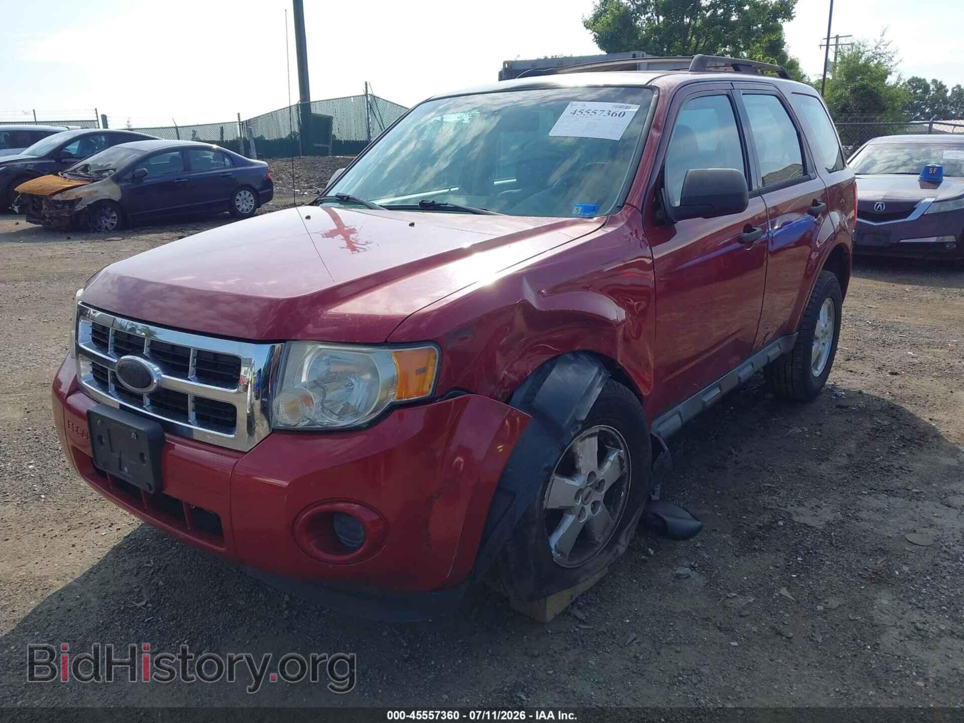 2010 FORD ESCAPE - VIN: 1FMCU0C72AKD31173 - Фото 2