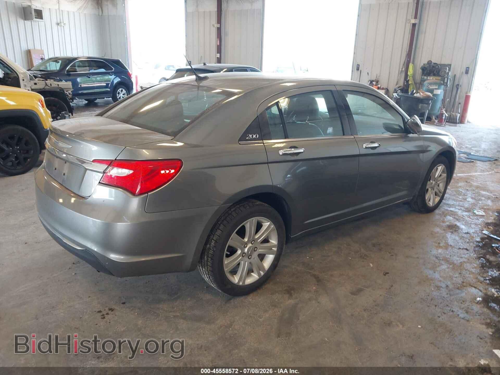 2012 CHRYSLER 200 - VIN: 1C3CCBCB4CN284855 - Photo 4