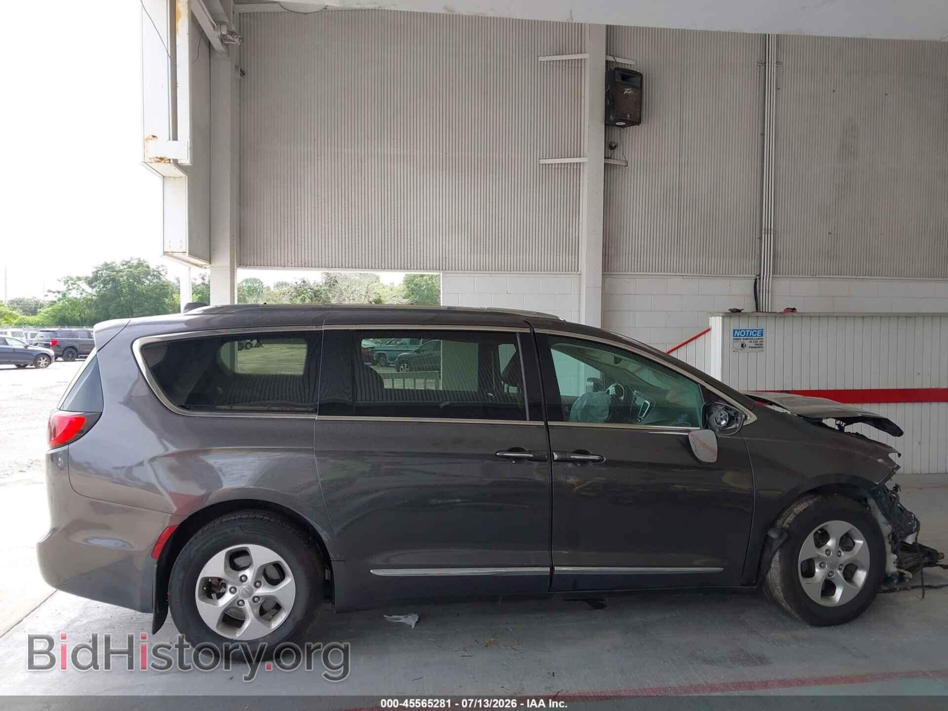 2017 CHRYSLER PACIFICA - VIN: 2C4RC1EG7HR752435 - Photo 14