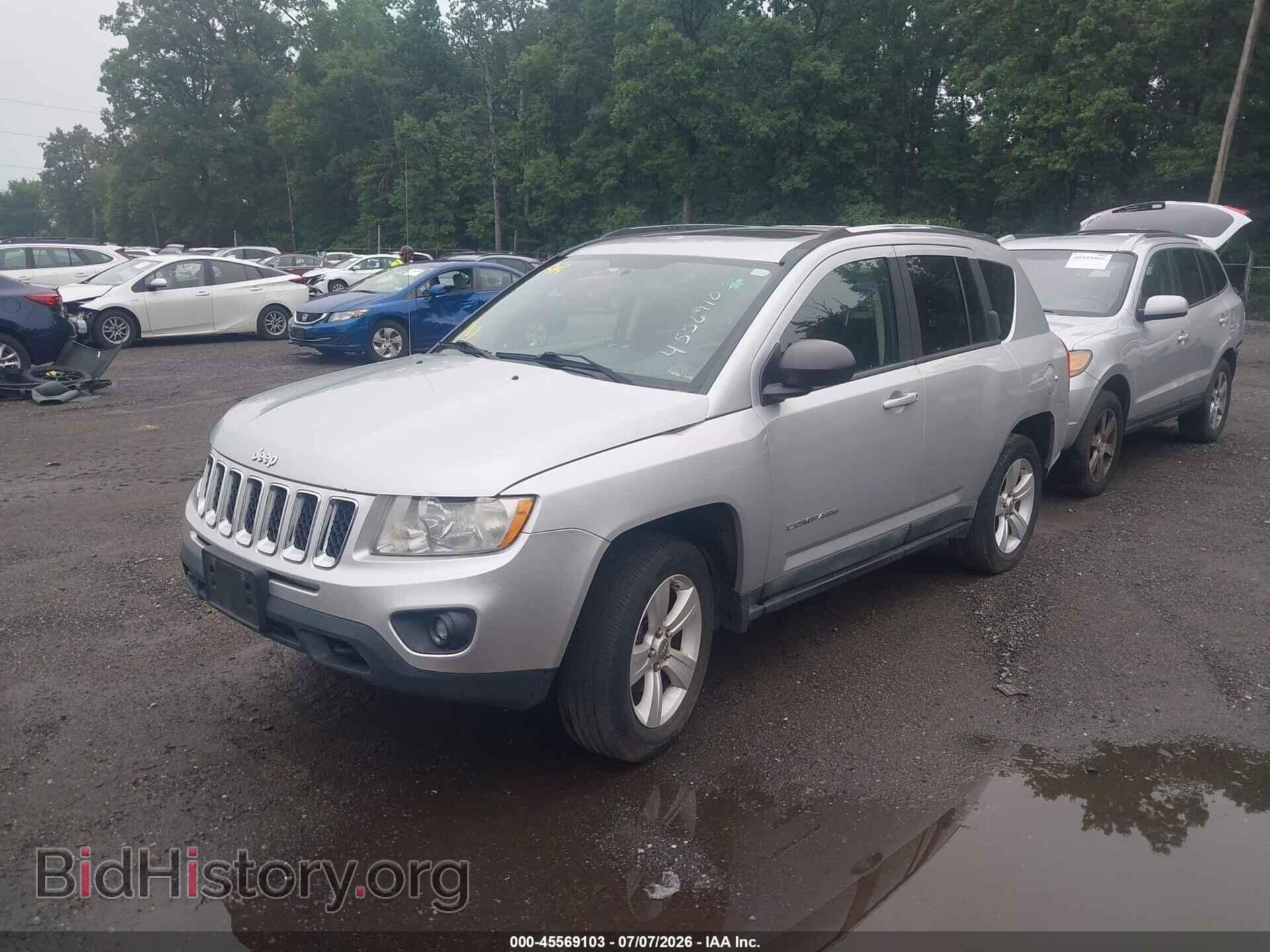 2011 JEEP COMPASS - VIN: 1J4NF1FB3BD154372 - Photo 2