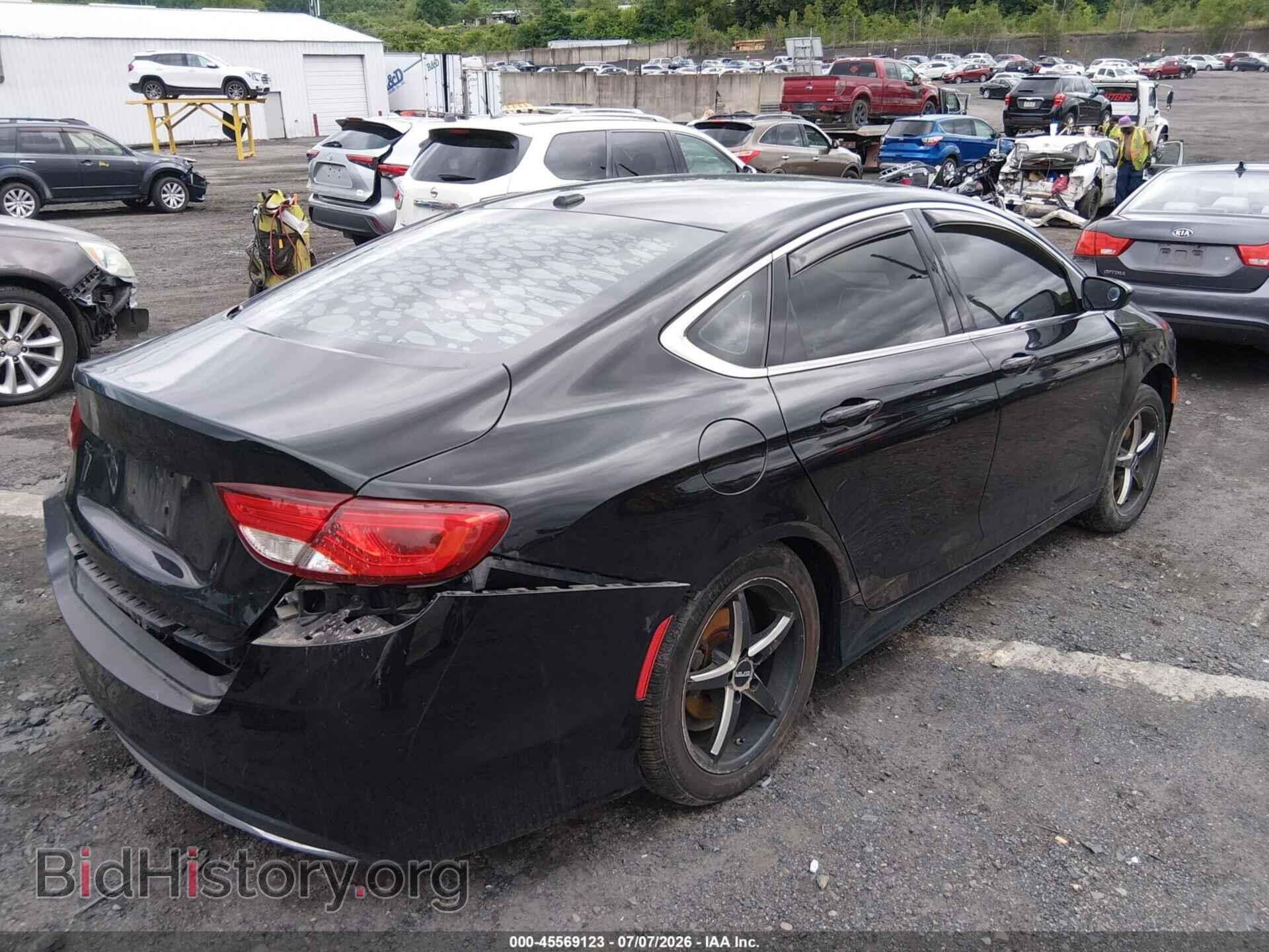 2016 CHRYSLER 200 - VIN: 1C3CCCABXGN121884 - Photo 4