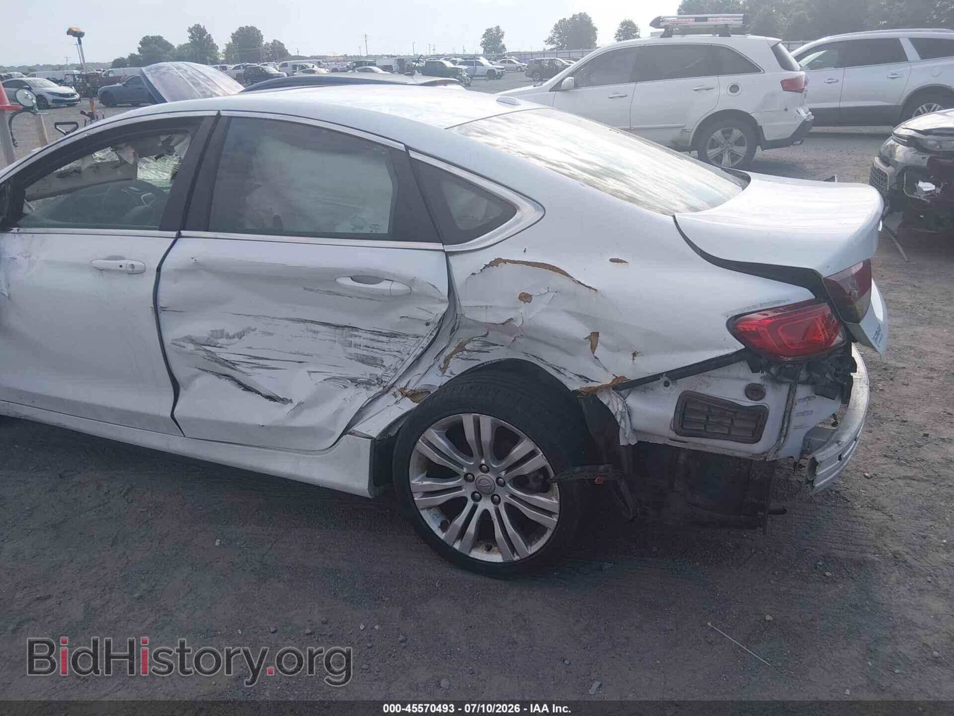2015 CHRYSLER 200 - VIN: 1C3CCCABXFN588432 - Photo 6