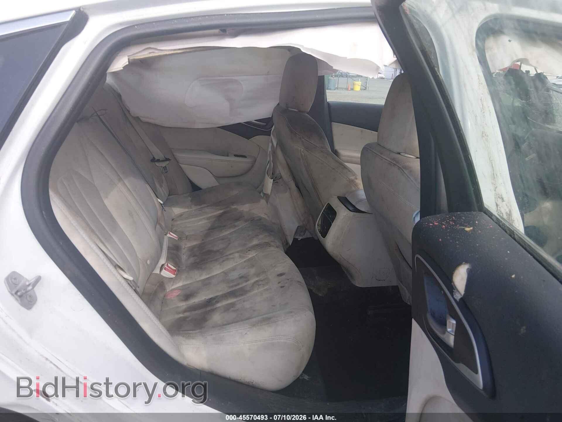 2015 CHRYSLER 200 - VIN: 1C3CCCABXFN588432 - Photo 8