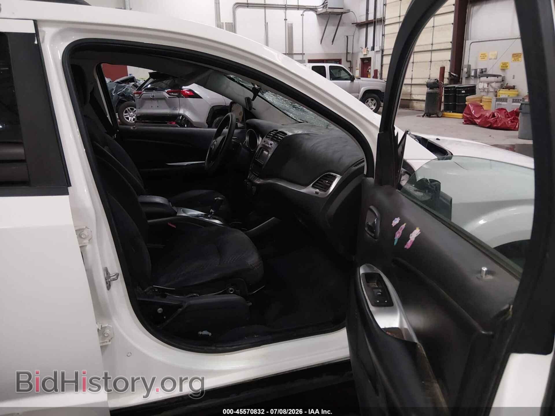 2011 DODGE JOURNEY - VIN: 3D4PH1FG2BT520873 - Photo 5