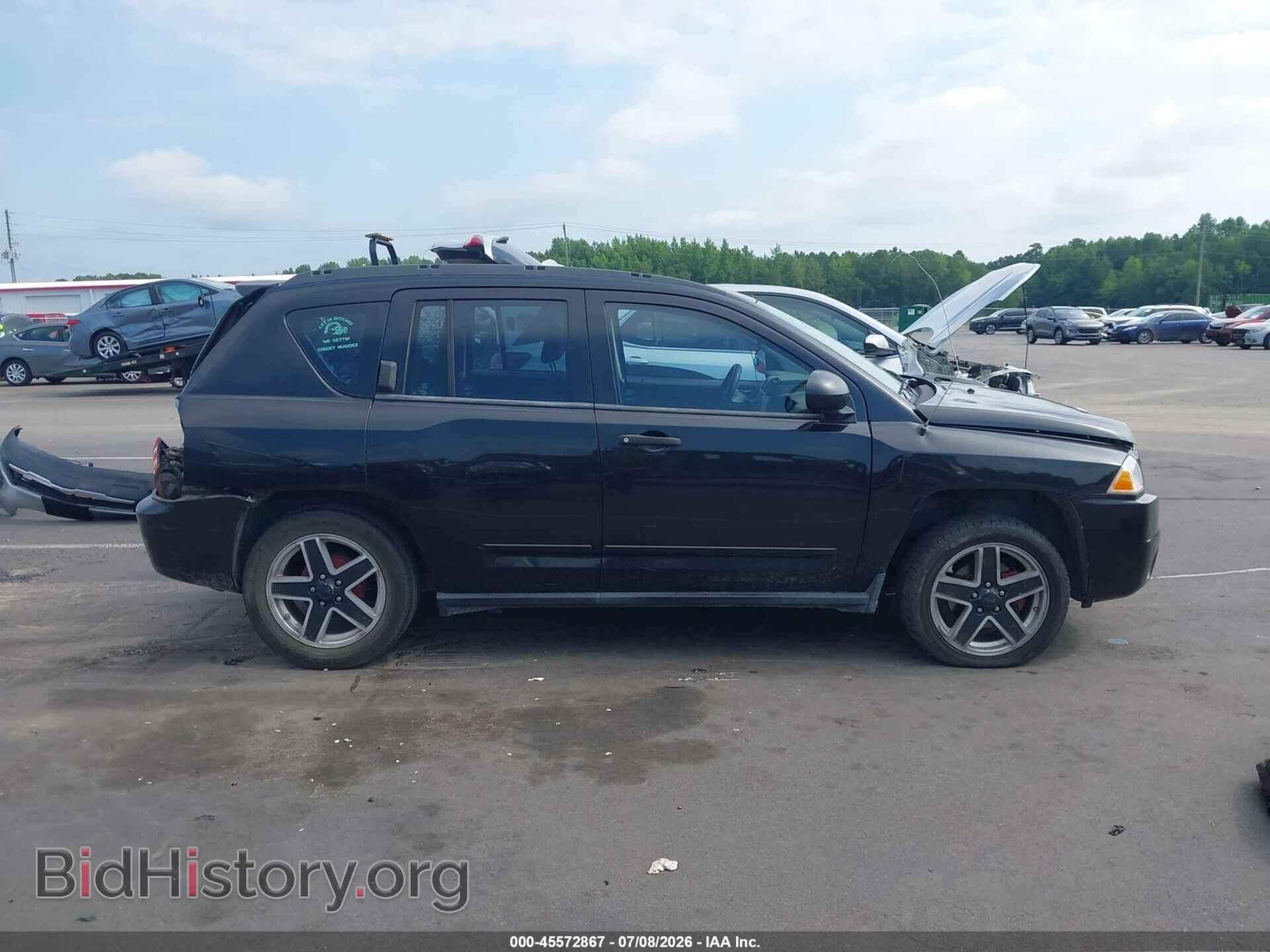 2008 JEEP COMPASS - VIN: 1J8FT47028D767182 - Photo 14