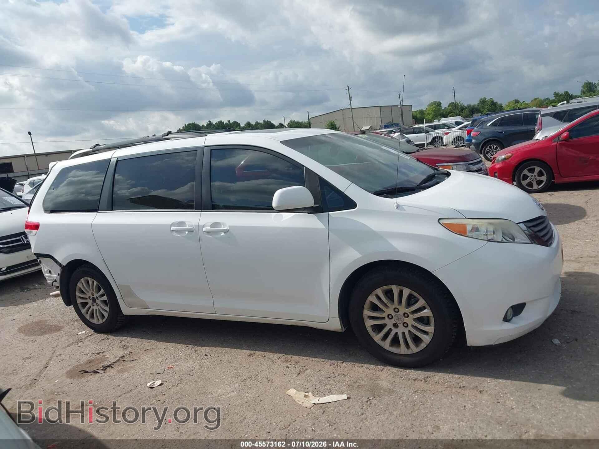 2011 TOYOTA SIENNA - VIN: 5TDYK3DC4BS099117 - Фото 13