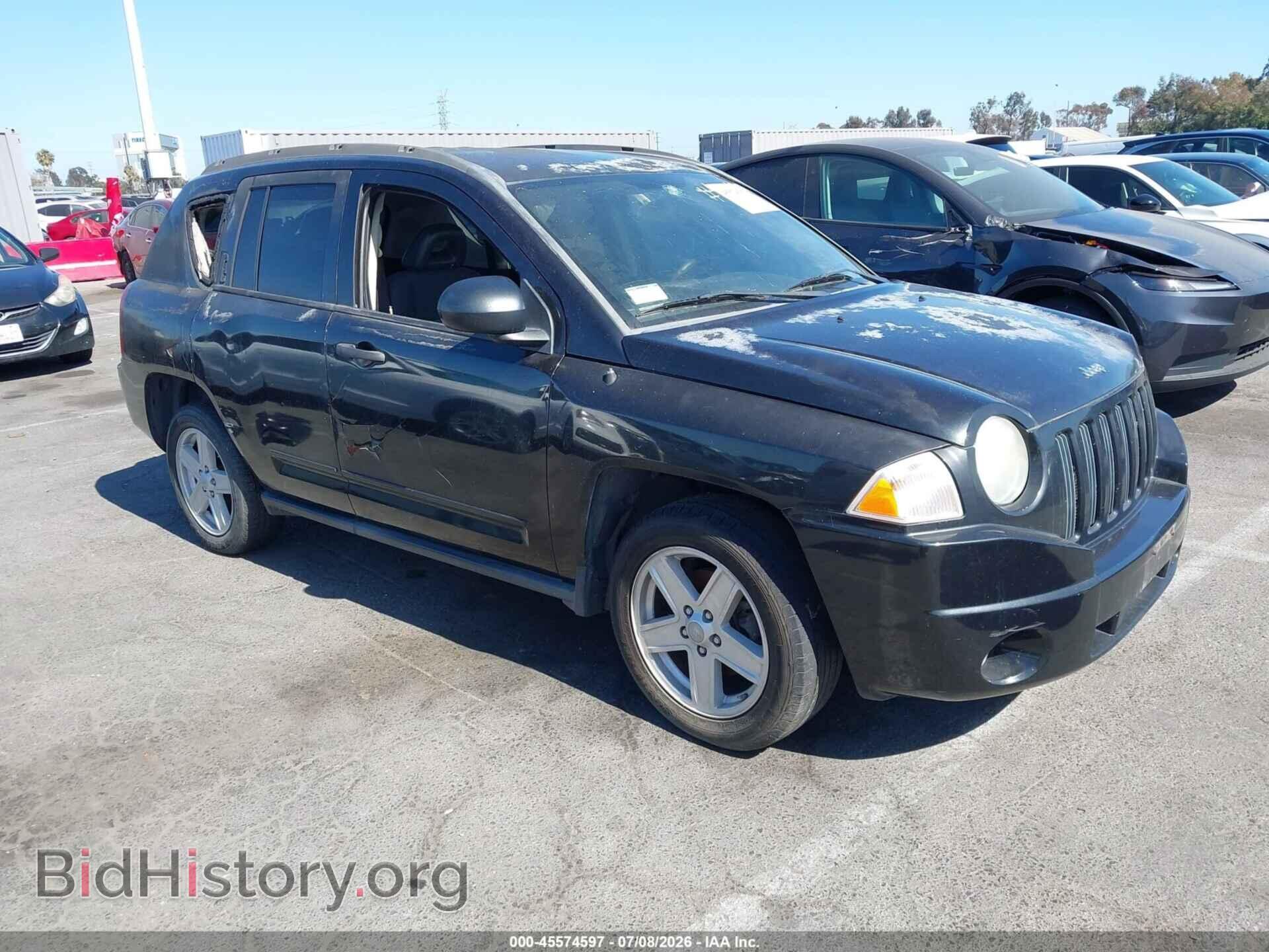 Фотография 1J8FT47058D615588 - JEEP COMPASS 2008