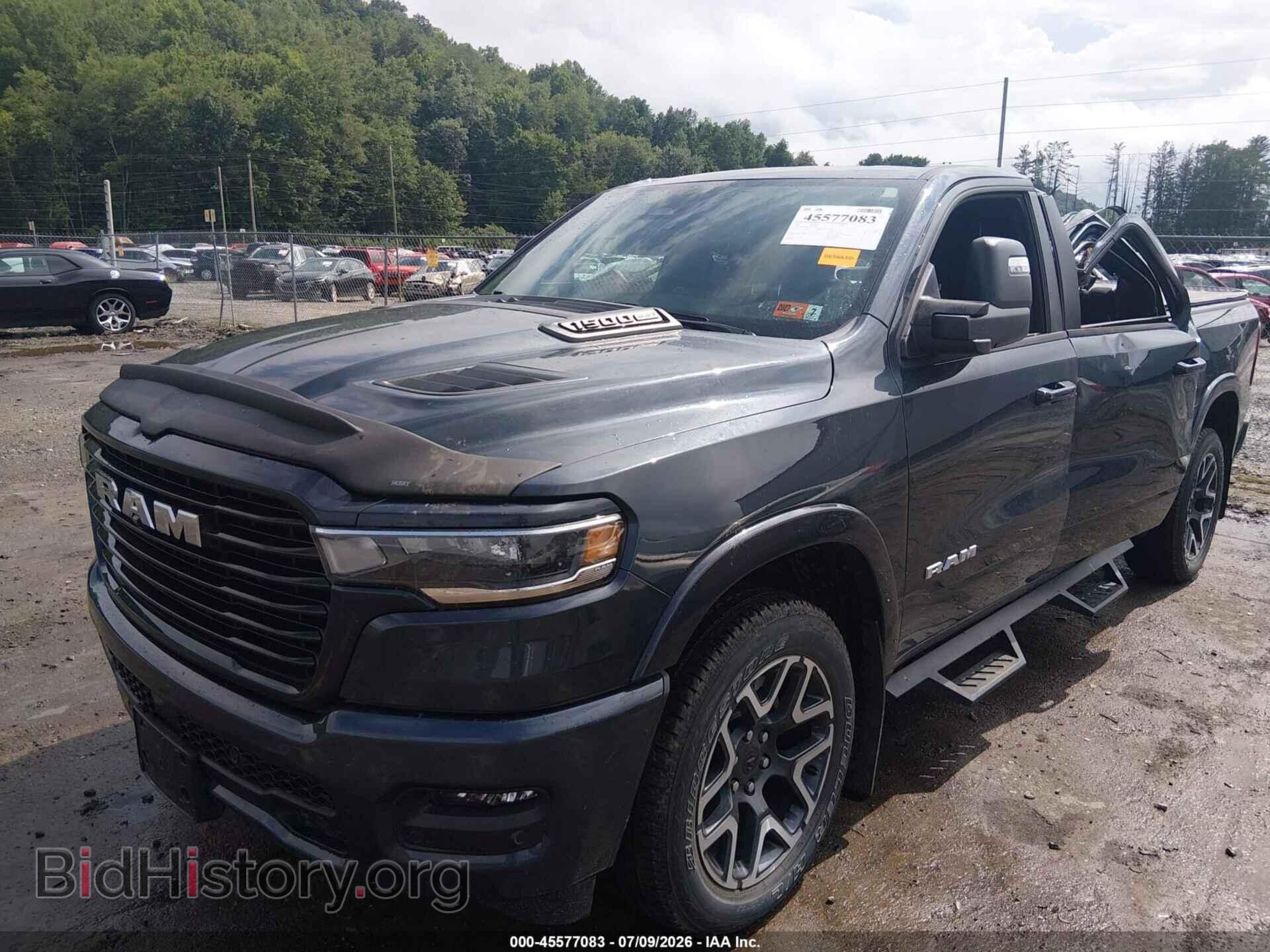 2025 RAM 1500 - VIN: 1C6SRFJP1SN753501 - Фото 2