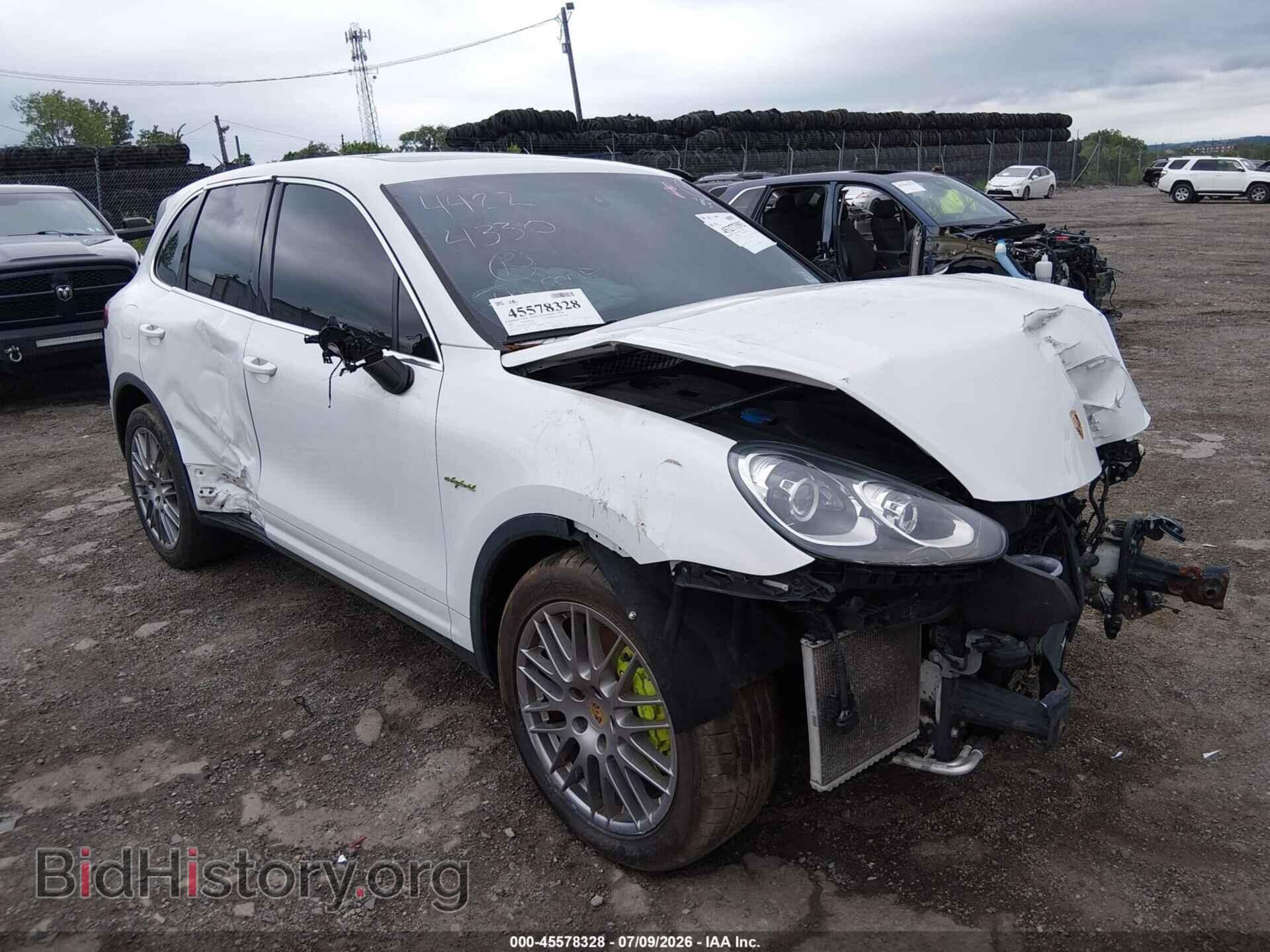 Фотография WP1AE2A25FLA52876 - PORSCHE CAYENNE E-HYBRID 2015