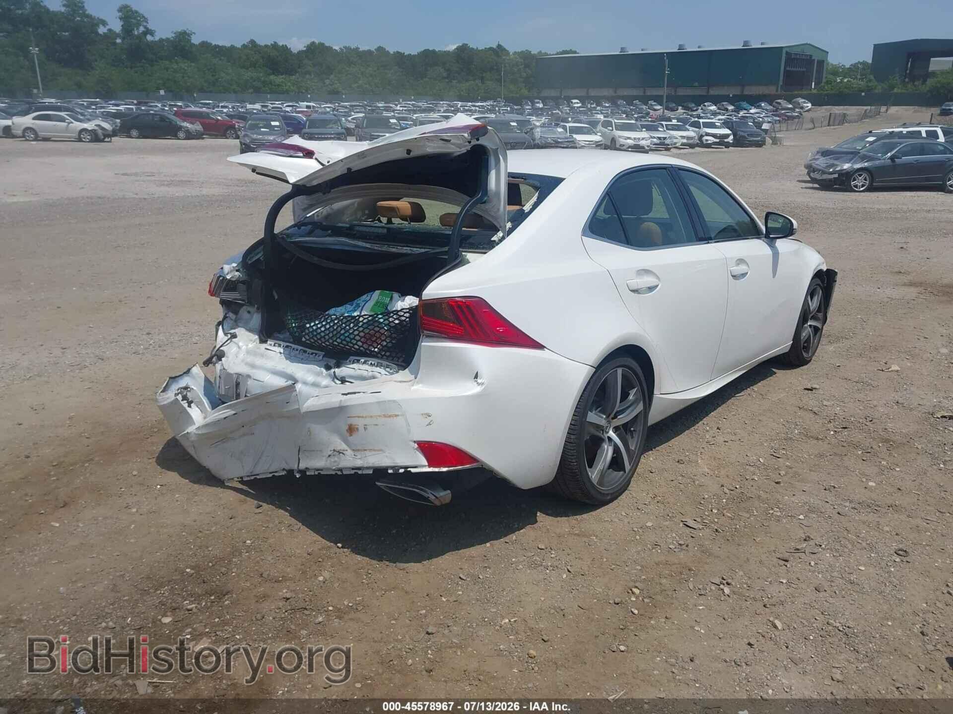 2018 LEXUS IS 300 - VIN: JTHC81D20J5033039 - Photo 4