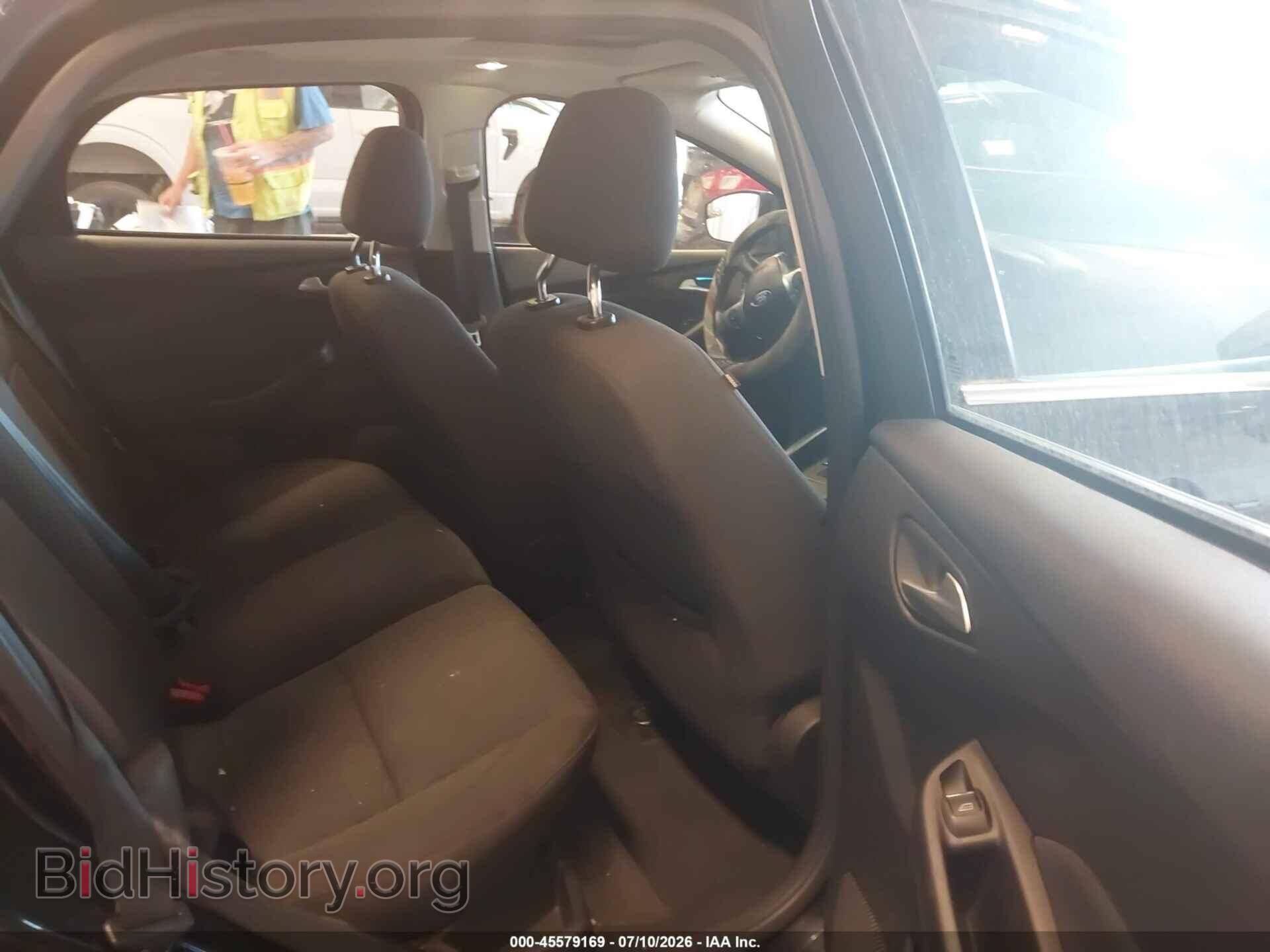 2012 FORD FOCUS - VIN: 1FAHP3M2XCL272401 - Photo 8
