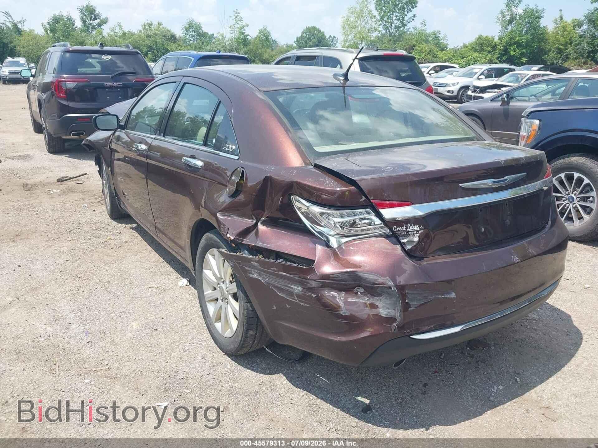 2013 CHRYSLER 200 - VIN: 1C3CCBCG3DN754905 - Photo 3