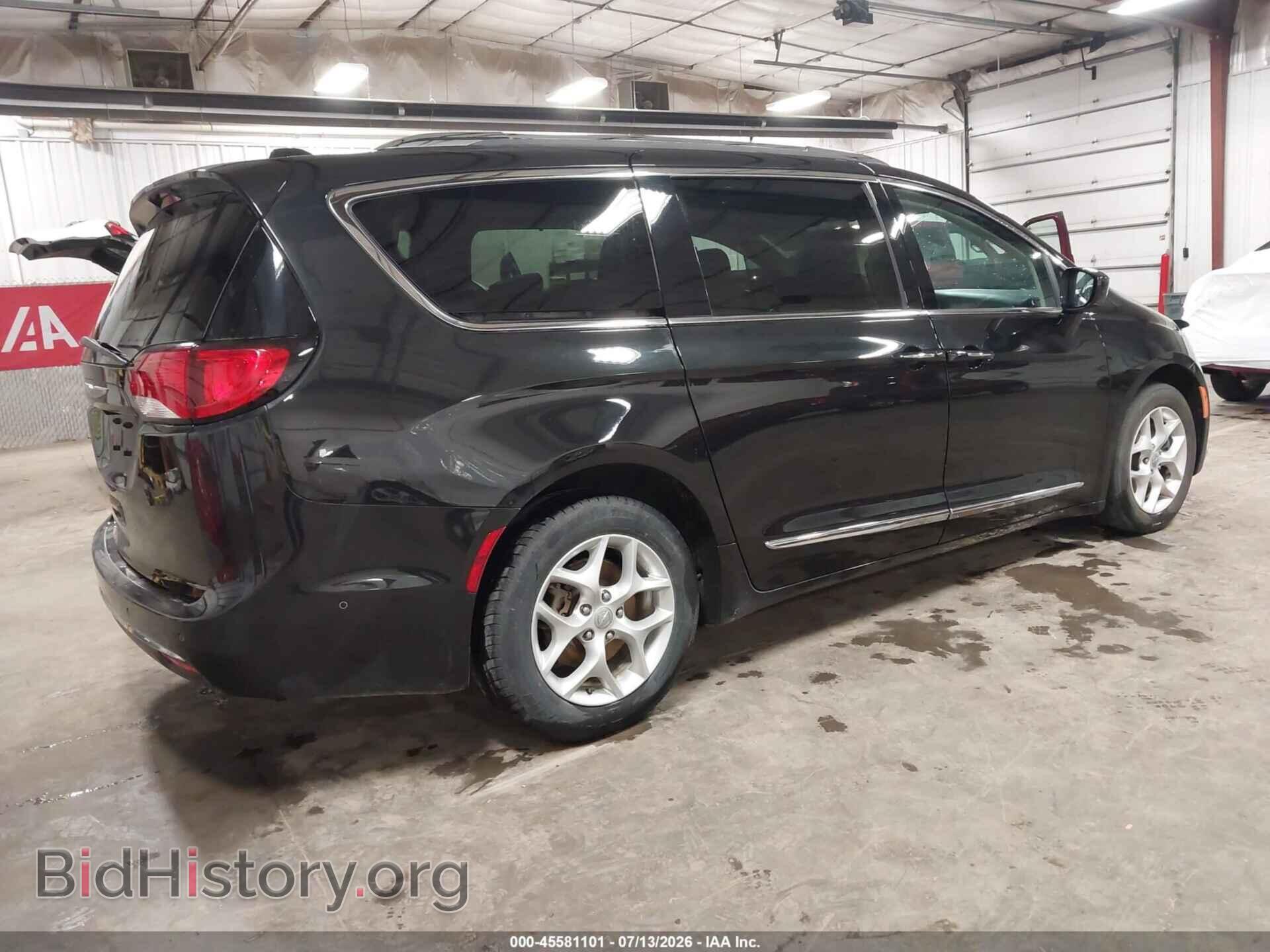 2017 CHRYSLER PACIFICA - VIN: 2C4RC1EGXHR652863 - Photo 4
