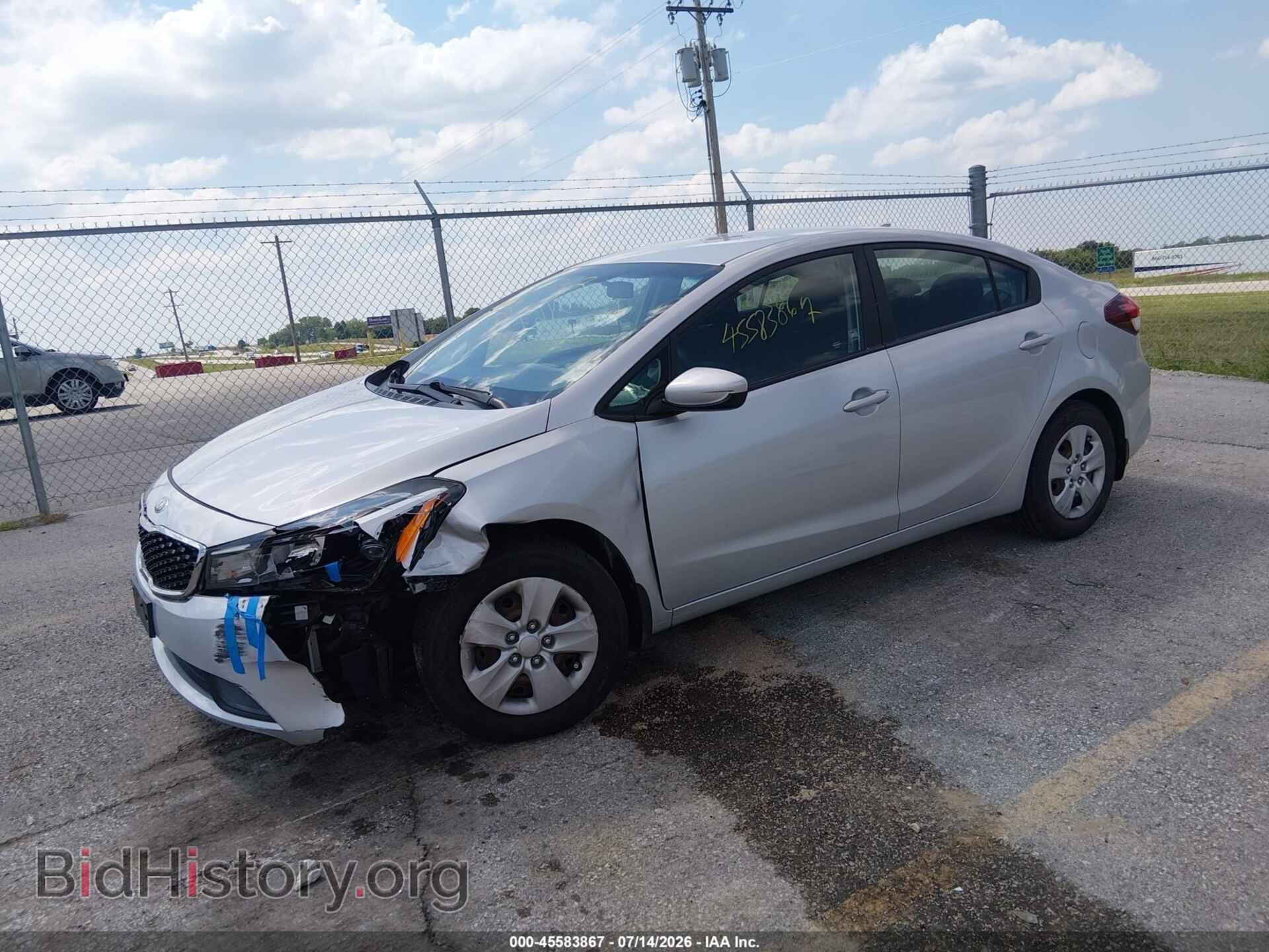 2017 KIA FORTE - VIN: 3KPFK4A78HE089729 - Photo 2