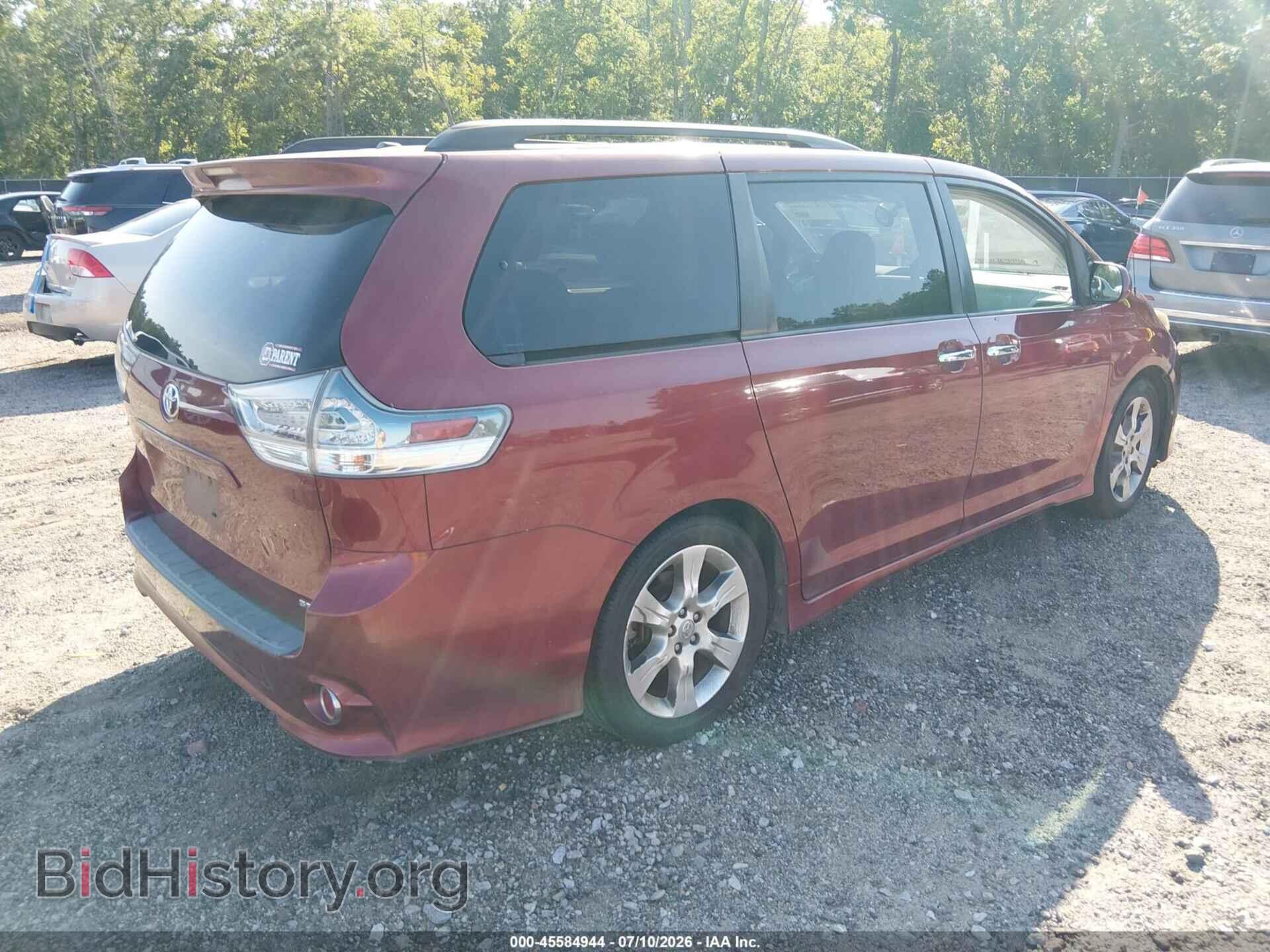 2013 TOYOTA SIENNA - VIN: 5TDXK3DC8DS401104 - Фото 4
