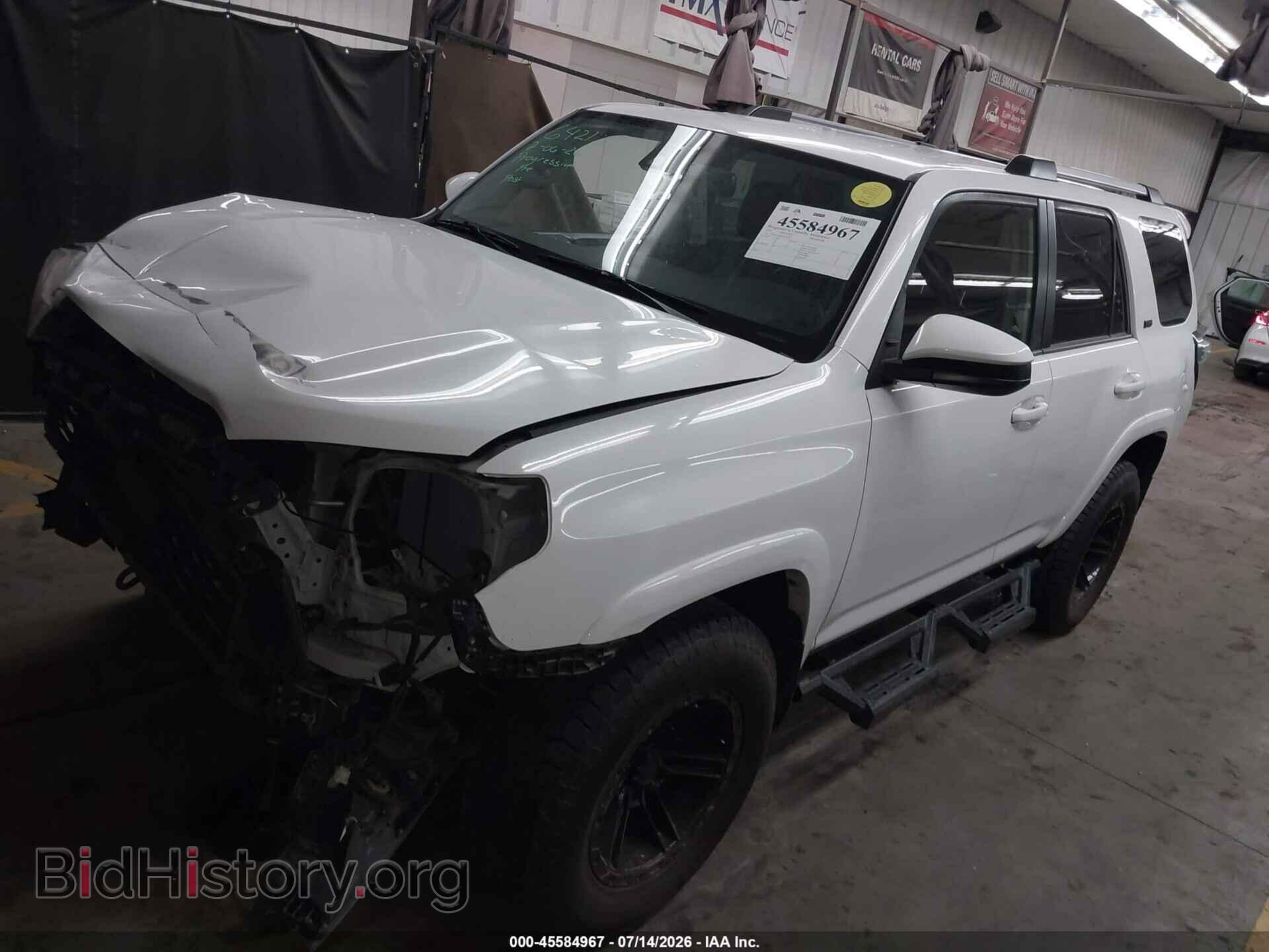 2021 TOYOTA 4RUNNER - VIN: JTEMU5JR2M5933922 - Фото 2
