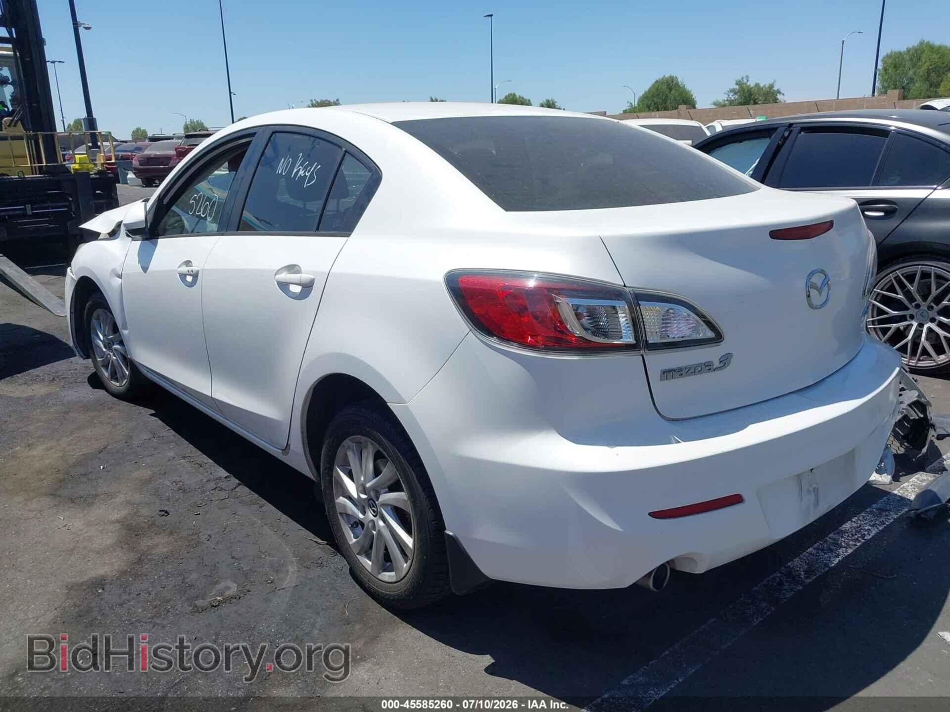 2013 MAZDA MAZDA3 - VIN: JM1BL1WP5D1783262 - Фото 3