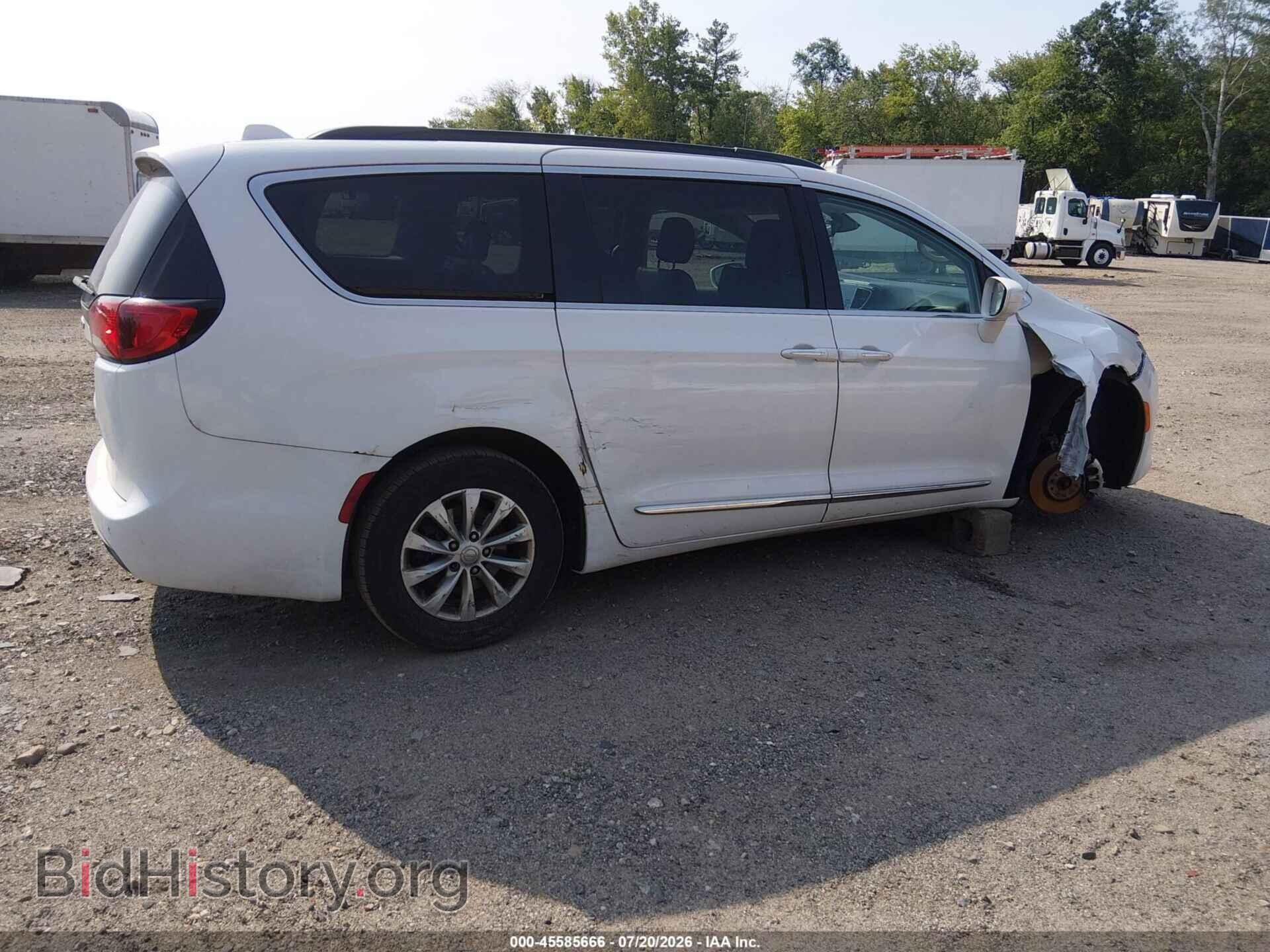 2017 CHRYSLER PACIFICA - VIN: 2C4RC1BG6HR803069 - Photo 4