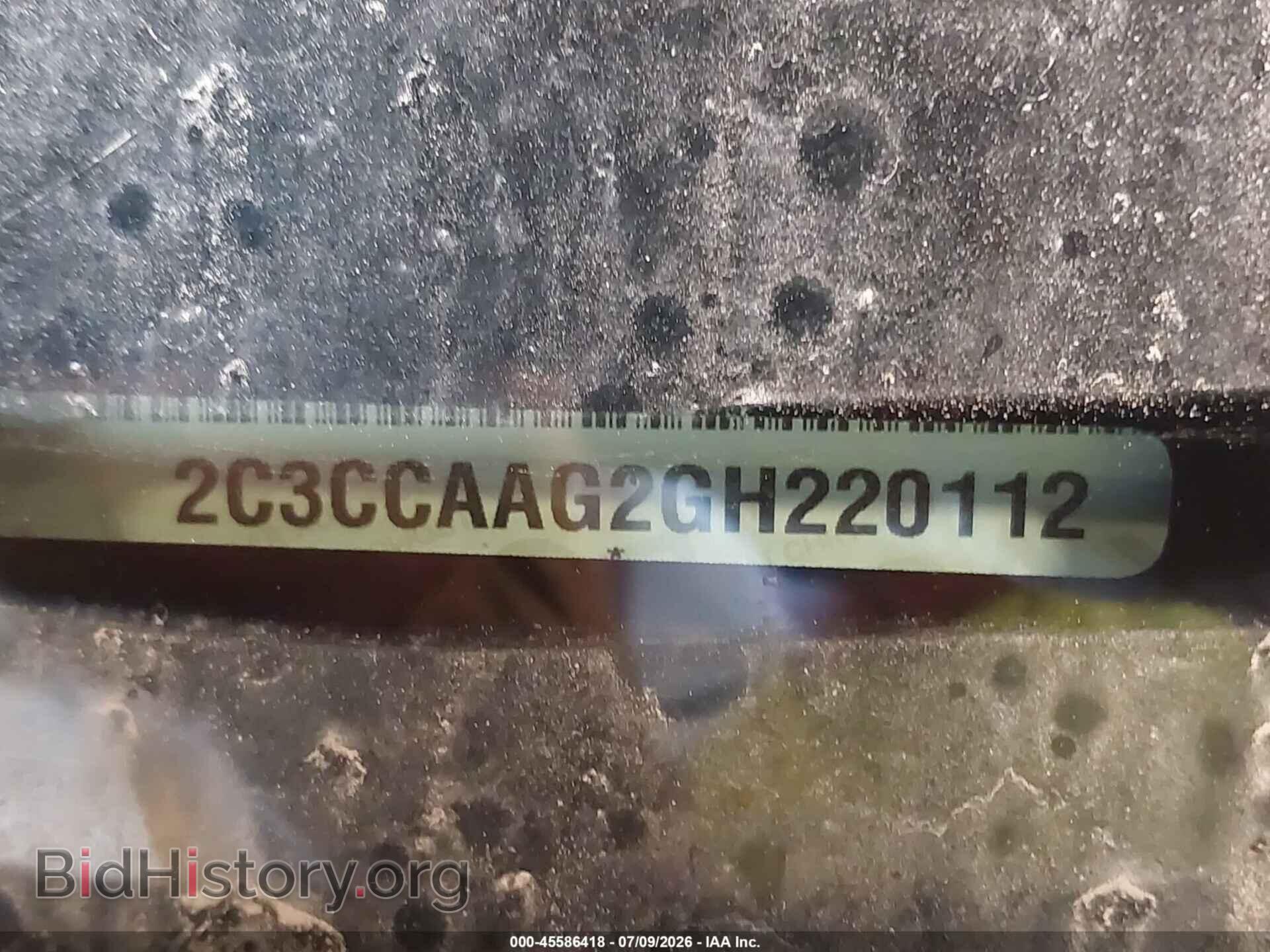 2016 CHRYSLER 300 - VIN: 2C3CCAAG2GH220112 - Фото 9