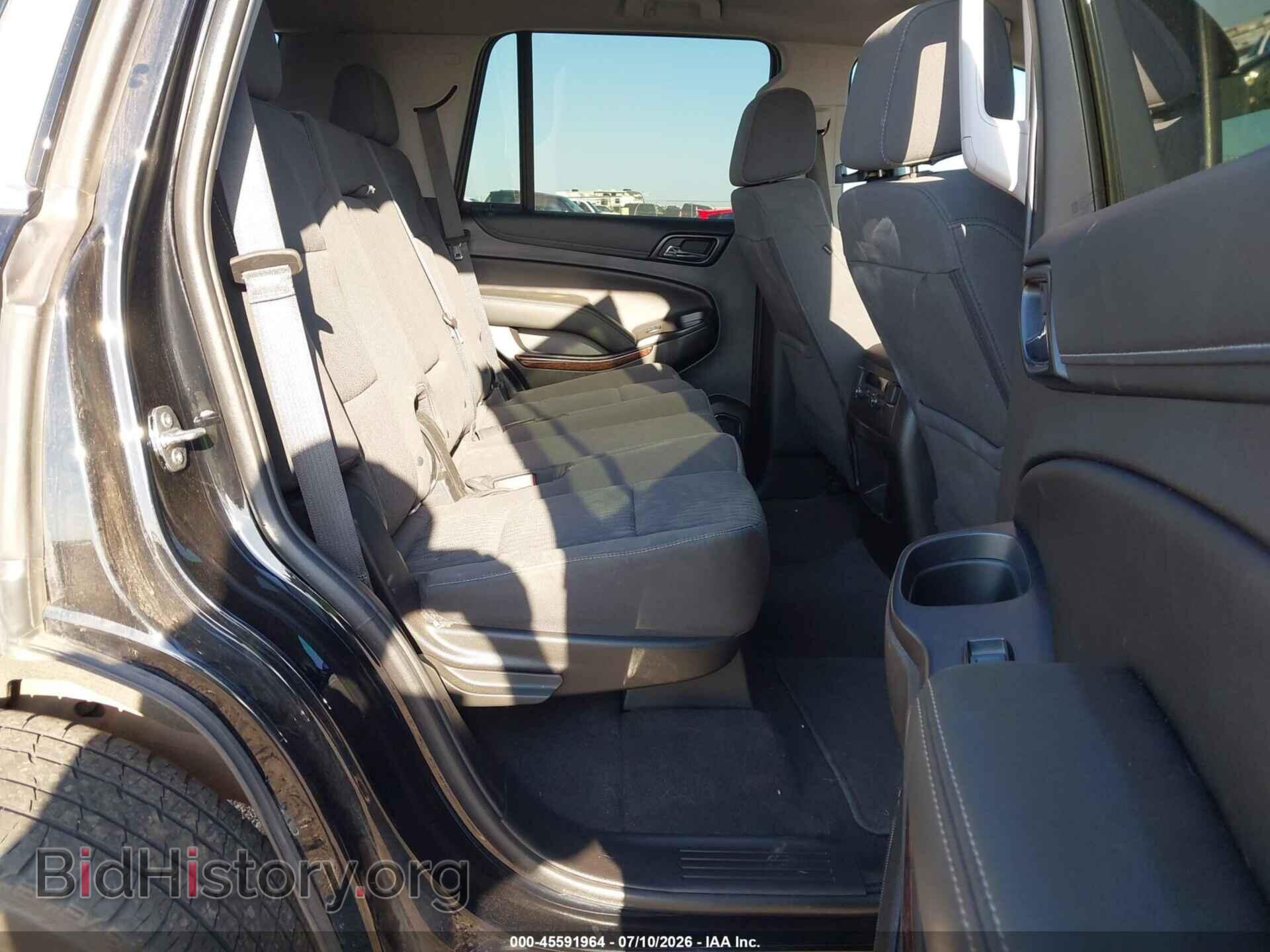 2019 GMC YUKON - VIN: 1GKS2AKCXKR111030 - Photo 8
