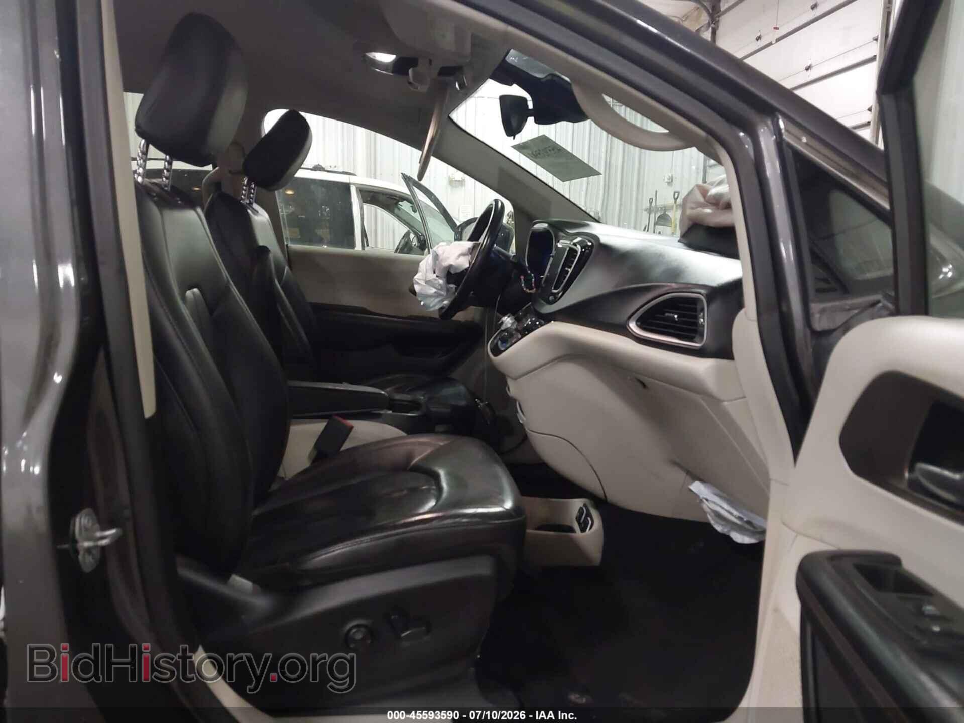 2018 CHRYSLER PACIFICA - VIN: 2C4RC1BG0JR246035 - Фото 5