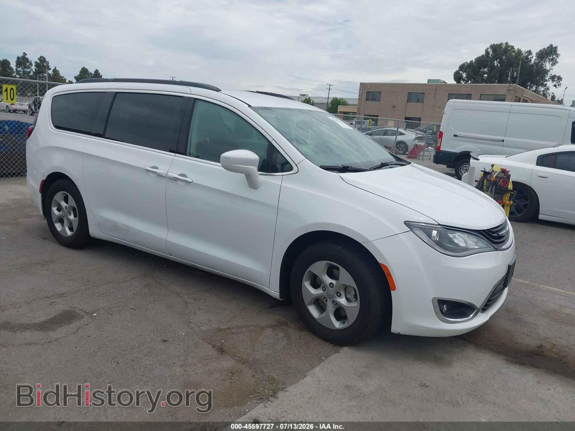 Фотография 2C4RC1L74HR764352 - CHRYSLER PACIFICA HYBRID 2017
