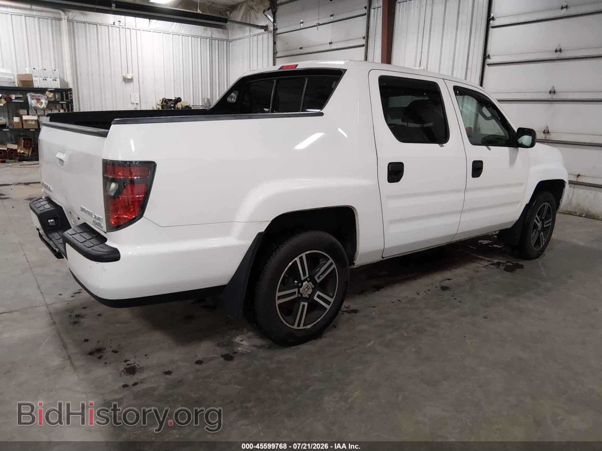 2013 HONDA RIDGELINE - VIN: 5FPYK1F75DB012747 - Фото 4