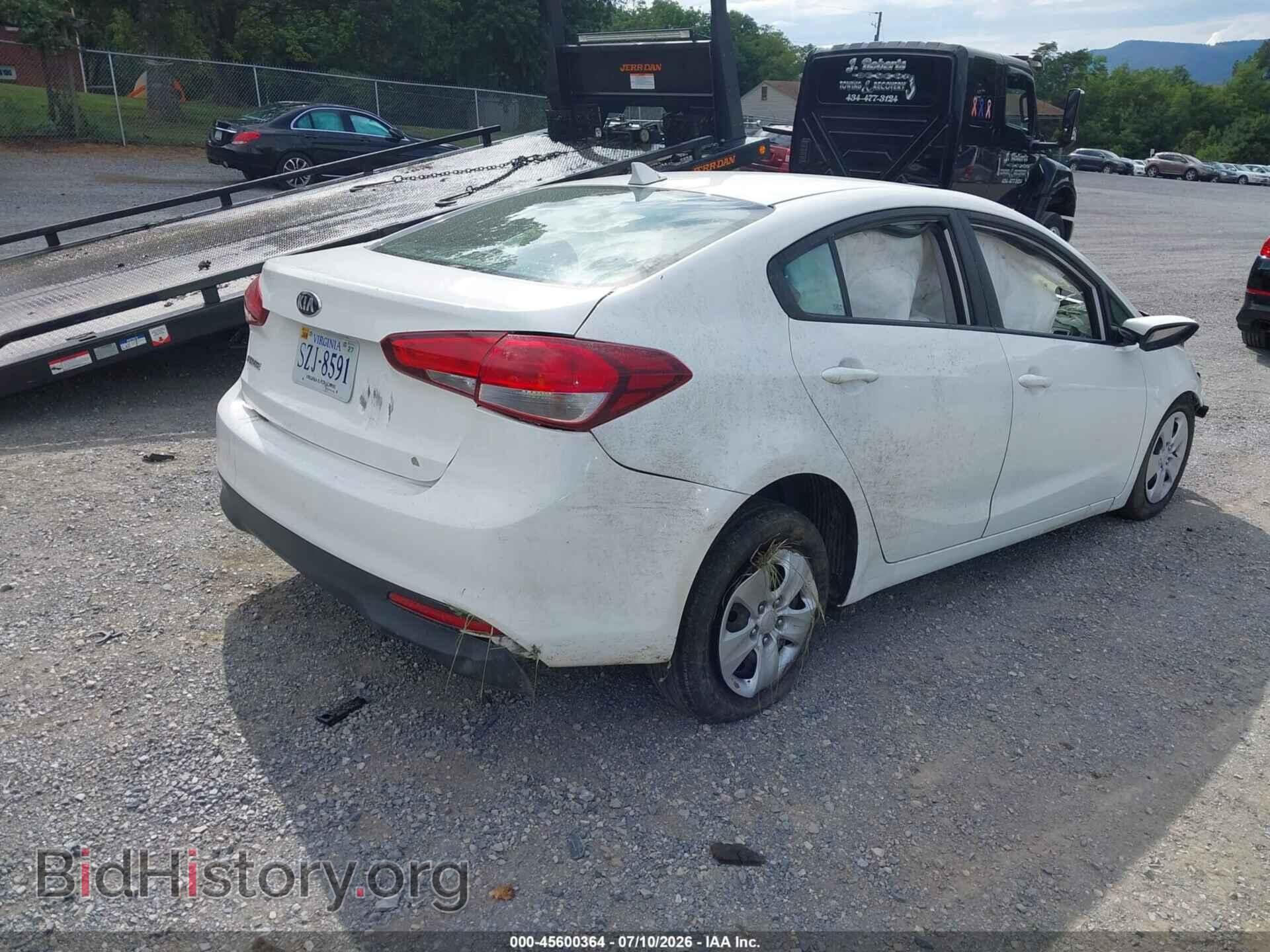 2017 KIA FORTE - VIN: 3KPFK4A74HE059806 - Фото 4