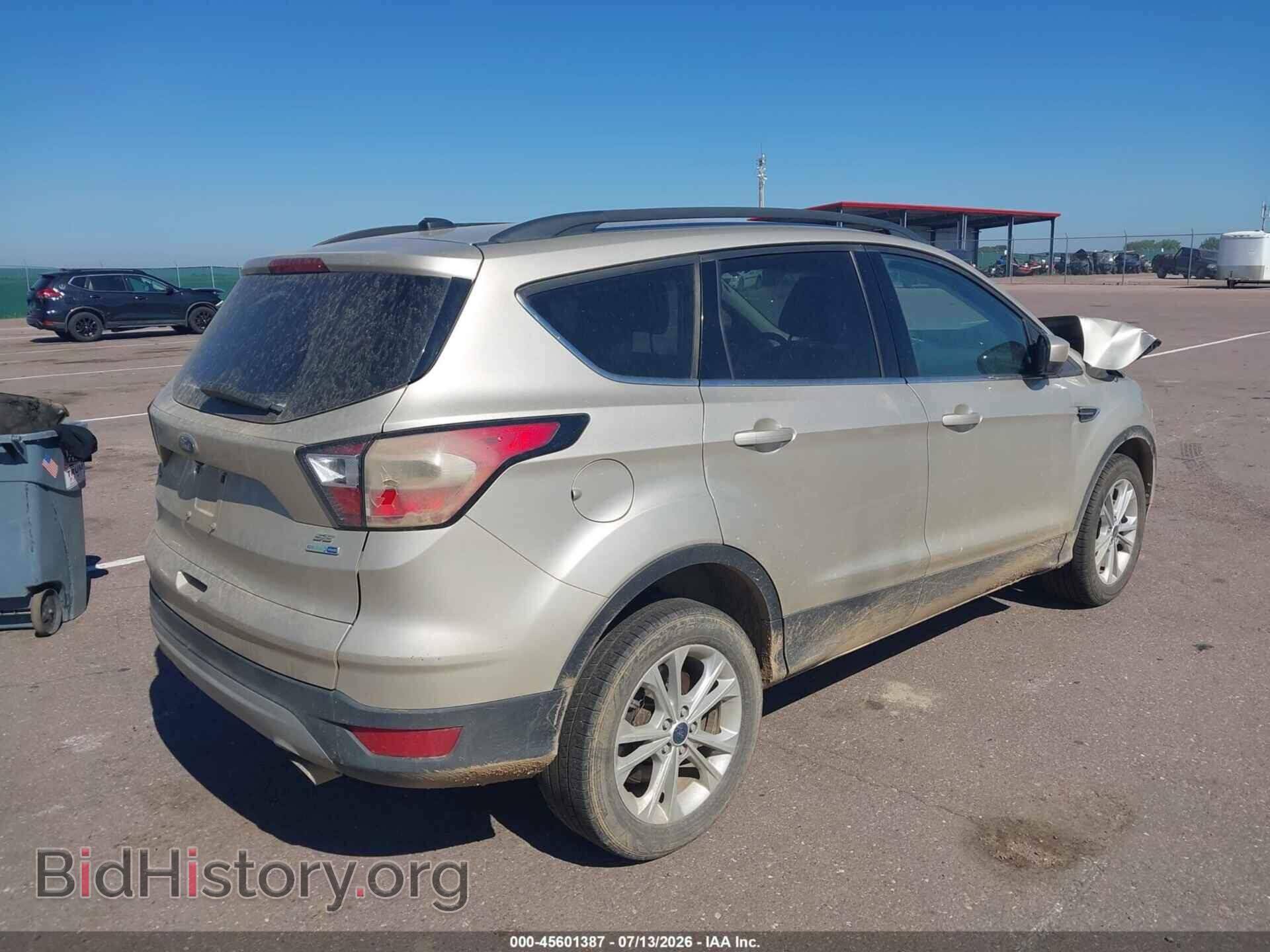 2017 FORD ESCAPE - VIN: 1FMCU9G97HUC56744 - Фото 4