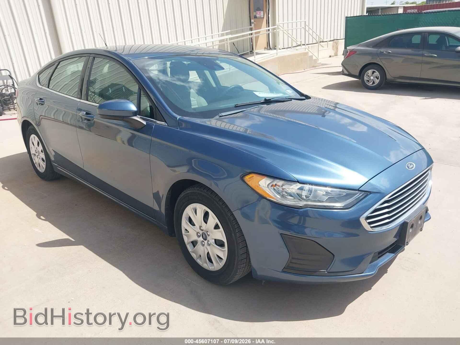 Photo 3FA6P0G77KR211441 - FORD FUSION 2019