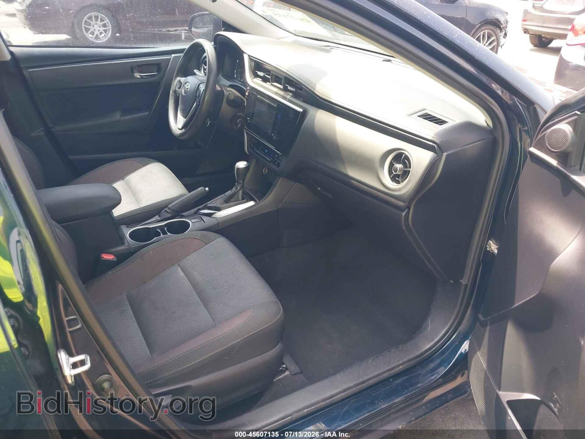 2018 TOYOTA COROLLA - VIN: 2T1BURHE2JC978511 - Фото 5