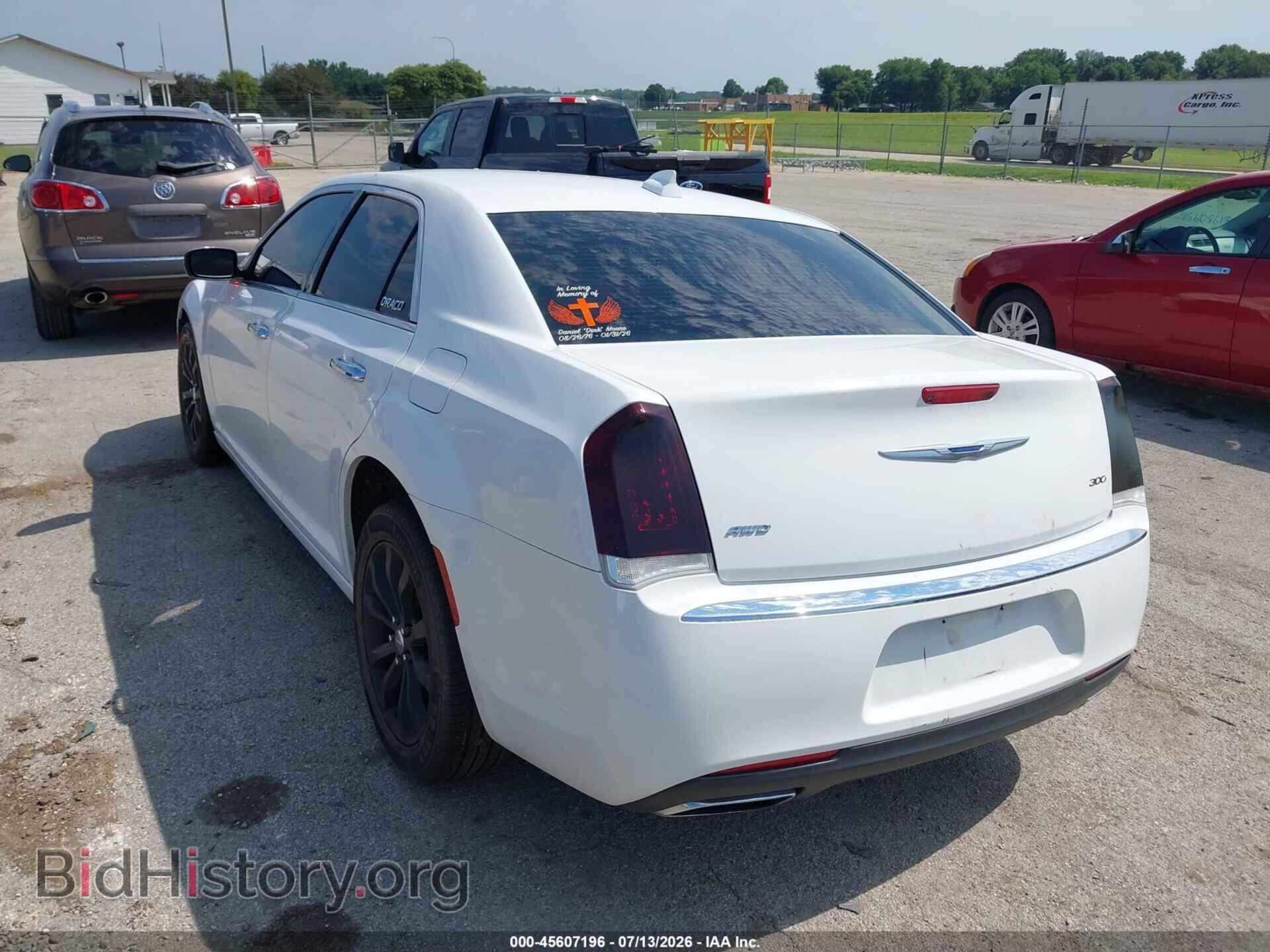 2018 CHRYSLER 300 - VIN: 2C3CCAKG5JH160185 - Photo 3