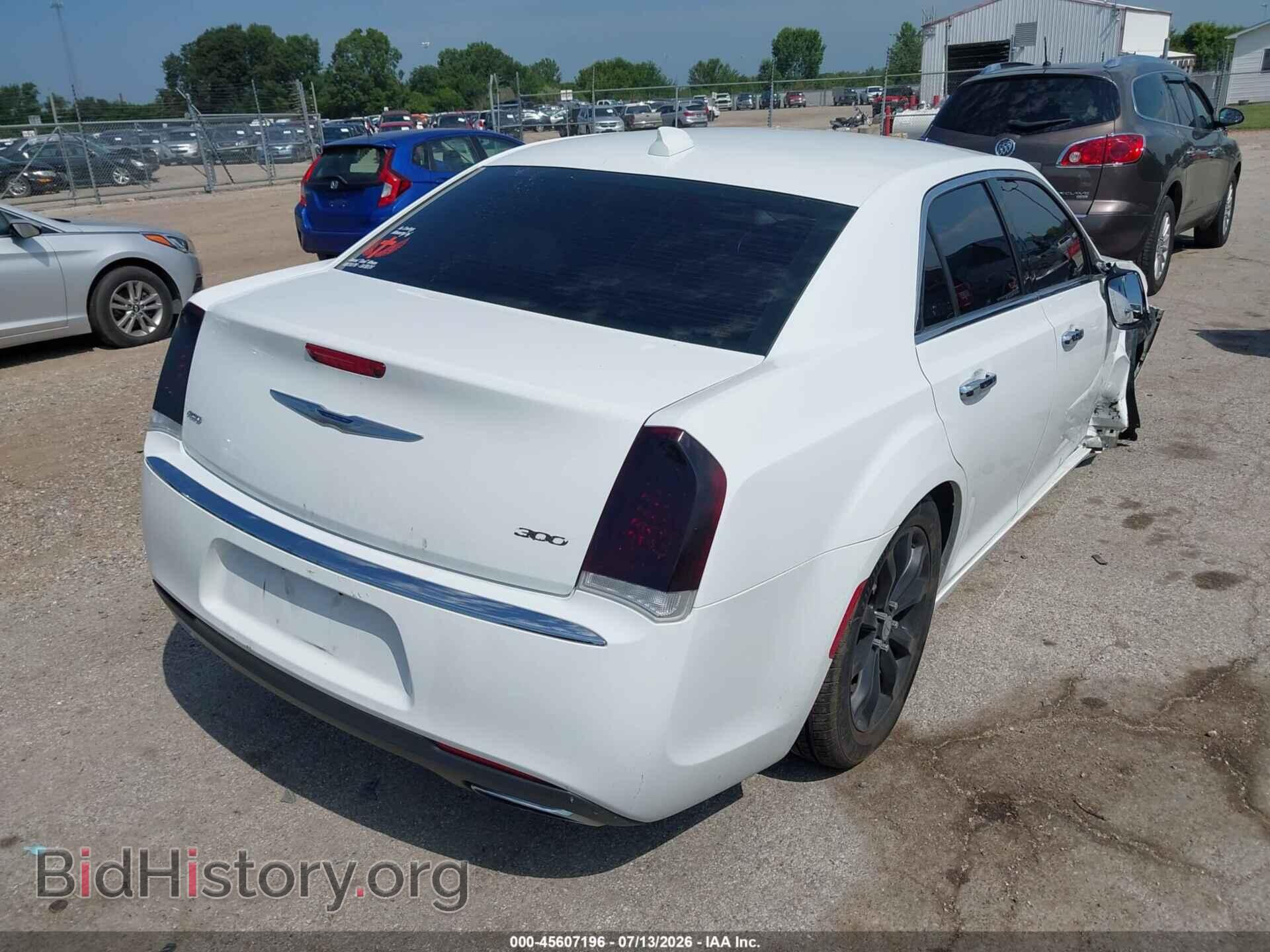 2018 CHRYSLER 300 - VIN: 2C3CCAKG5JH160185 - Photo 4
