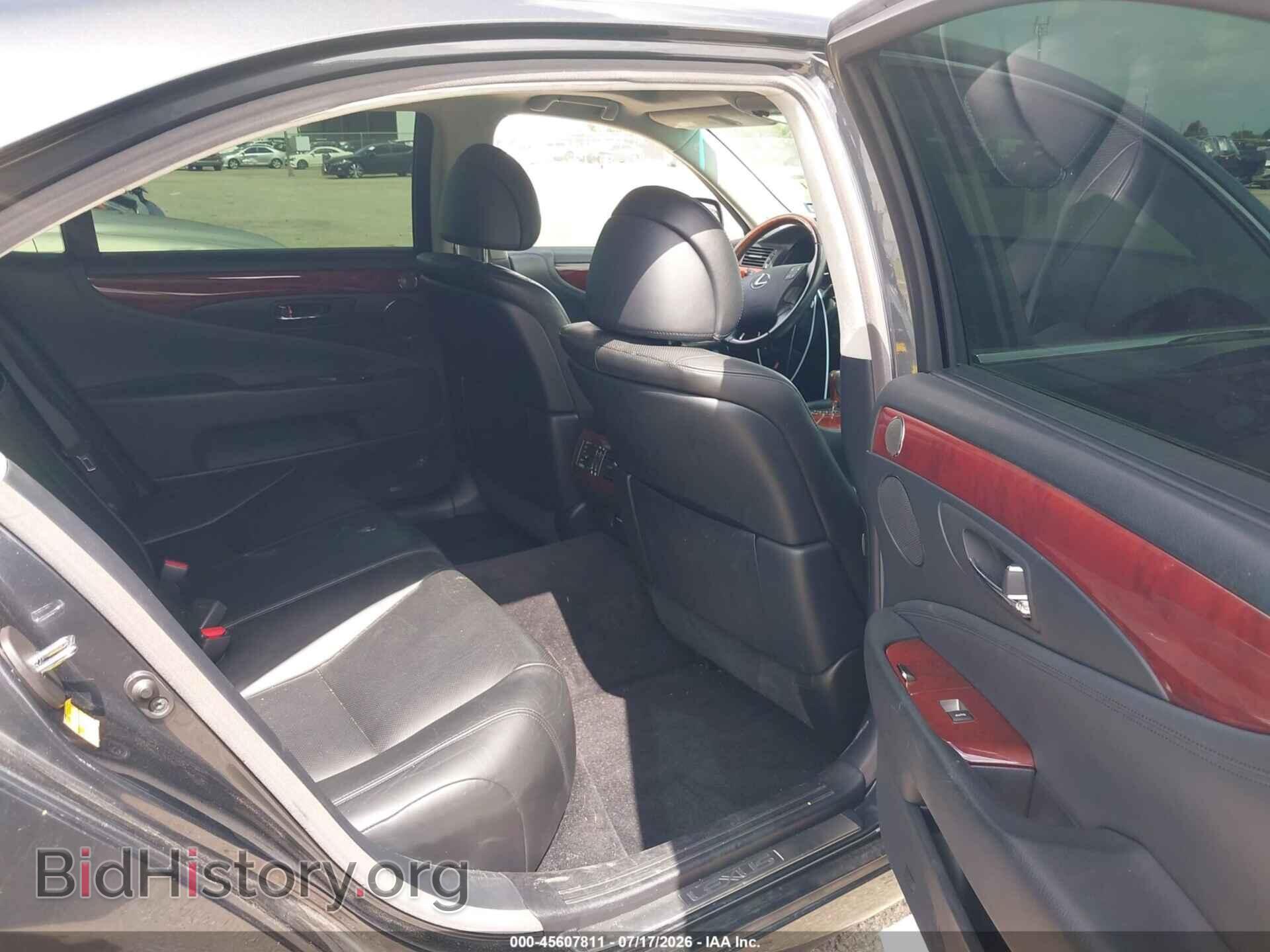 2010 LEXUS LS 460 - VIN: JTHDL5EF0A5002739 - Photo 8